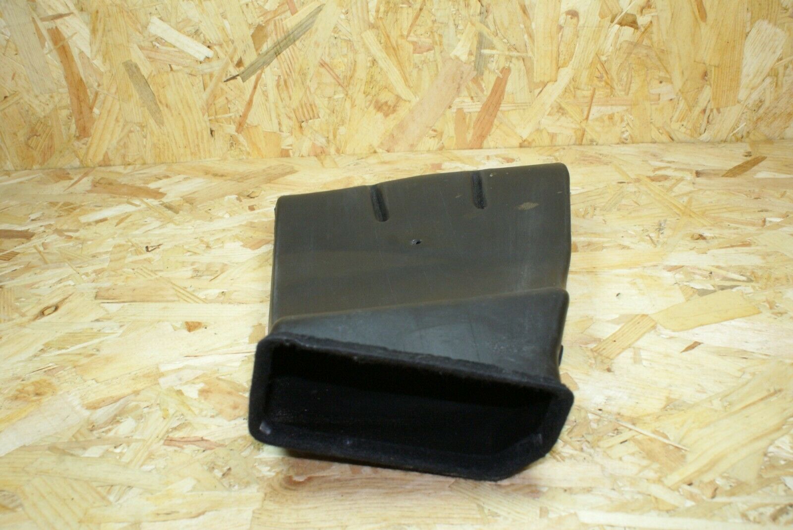 2222 Mercedes-Benz W123 280E Air Duct Heater Ventilation Left 1238310446