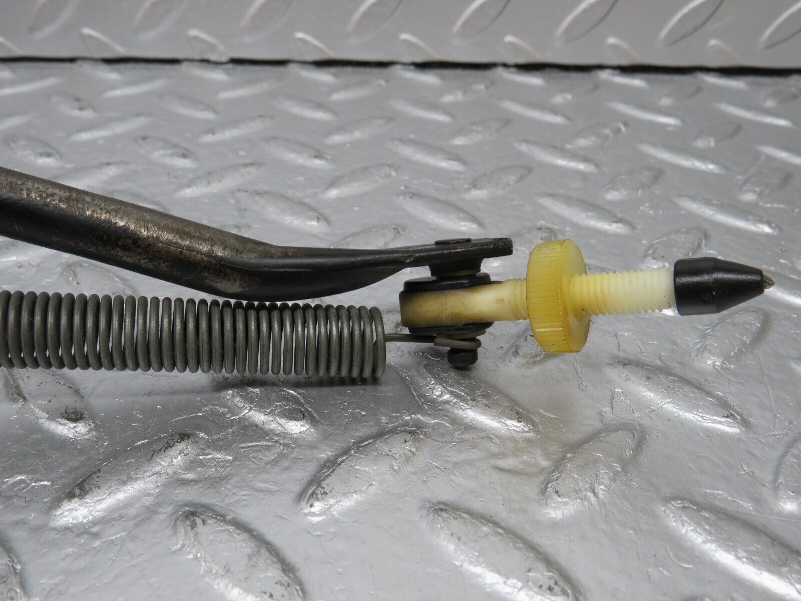 33727 Mercedes-Benz W201 190E 2.0L Accelerator Pedal Linkage 2013010218