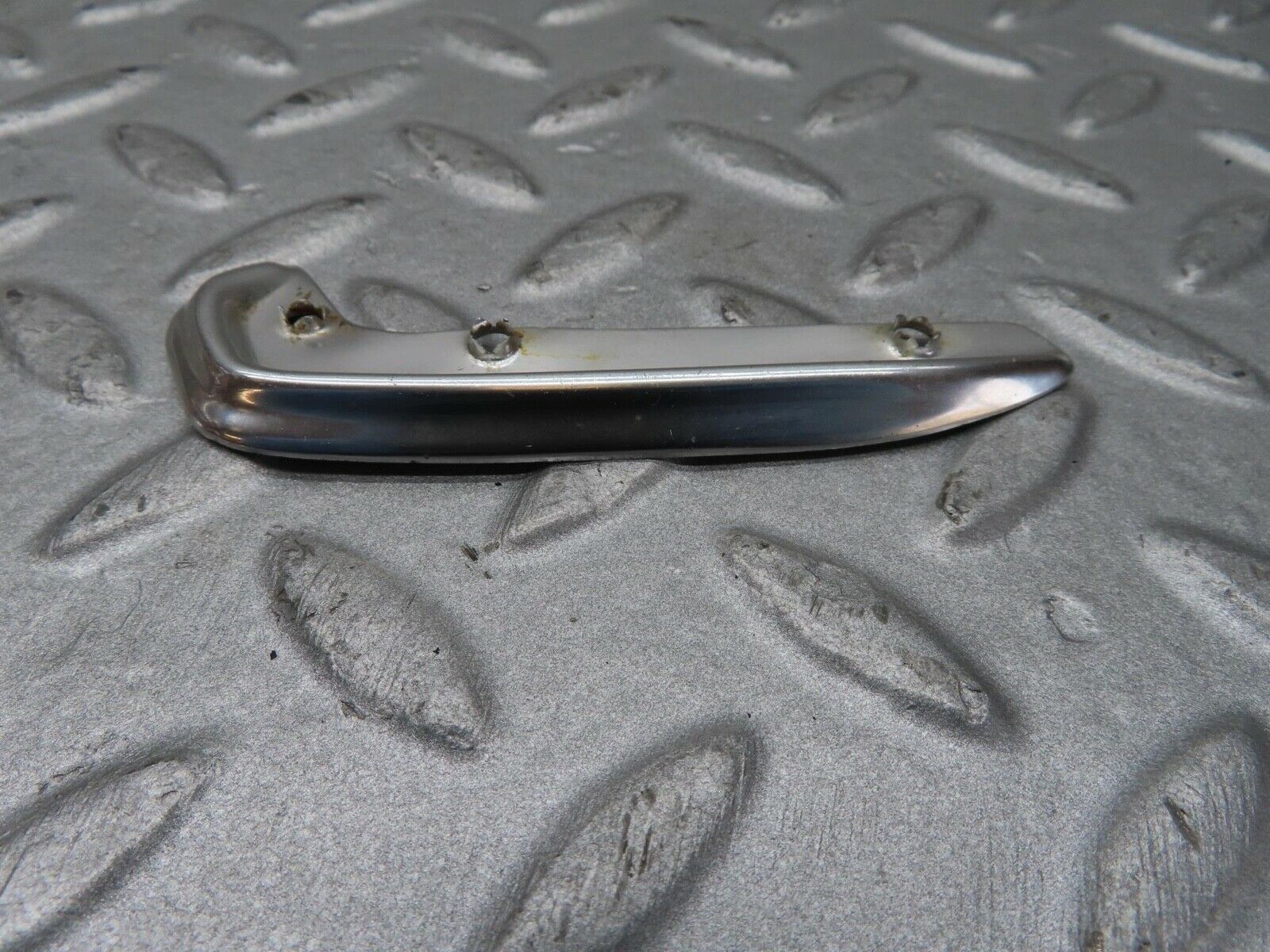 12588 Mercedes-Benz W108 280SE 3.5 Interior Door Handle Trim Left And Right