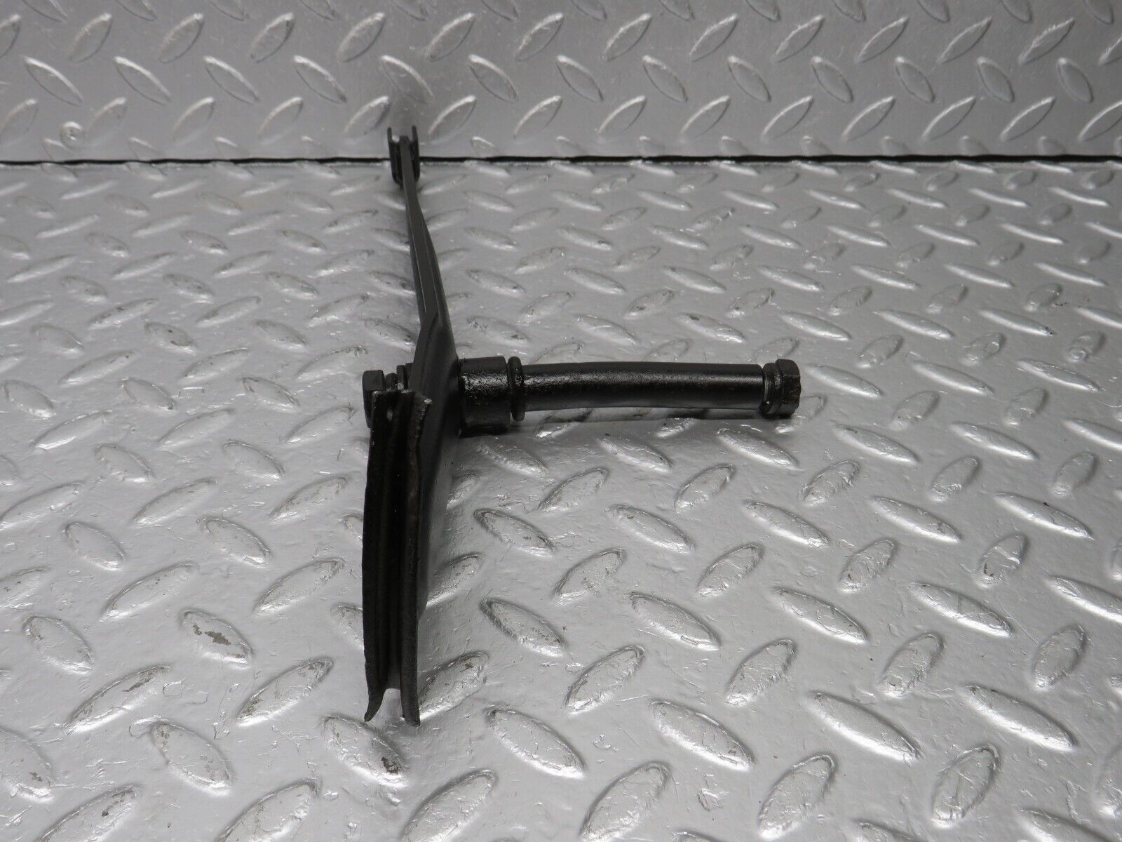 40417 Mercedes-Benz W110 230 Handbrake Regulator