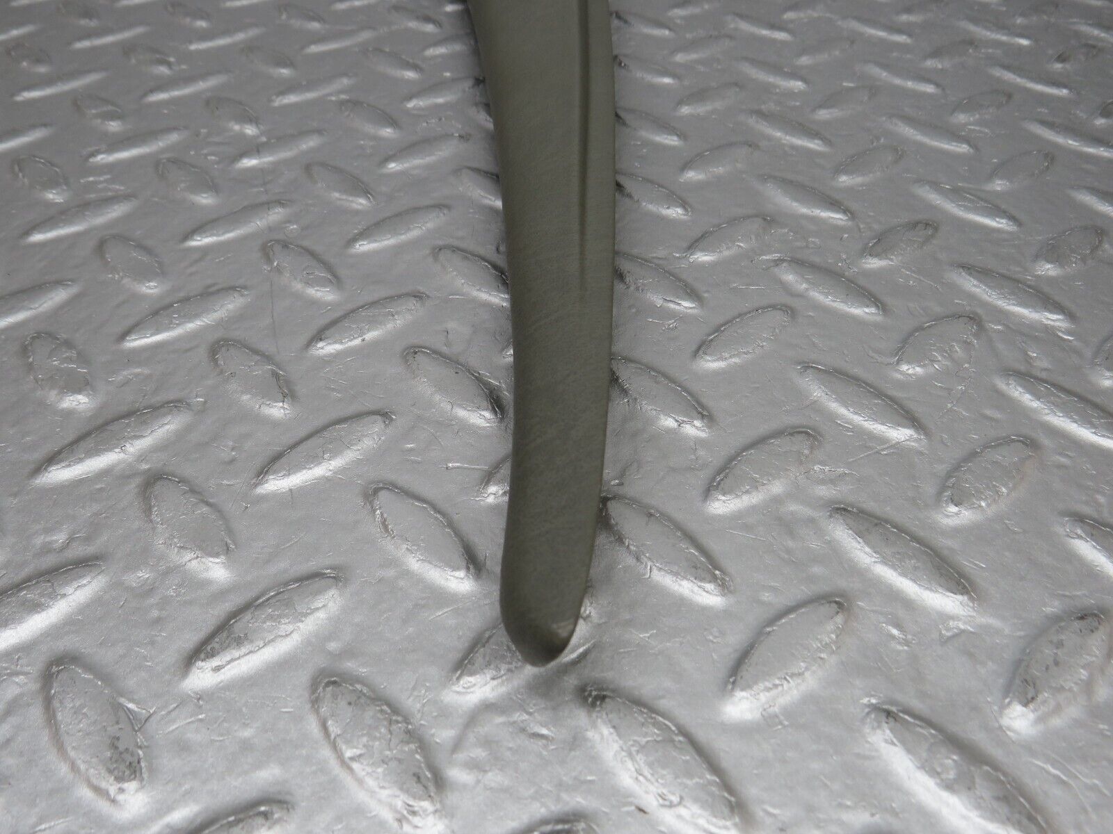 35974 Mercedes-Benz W126 420SE Rear Left Door Panel Cover Grey