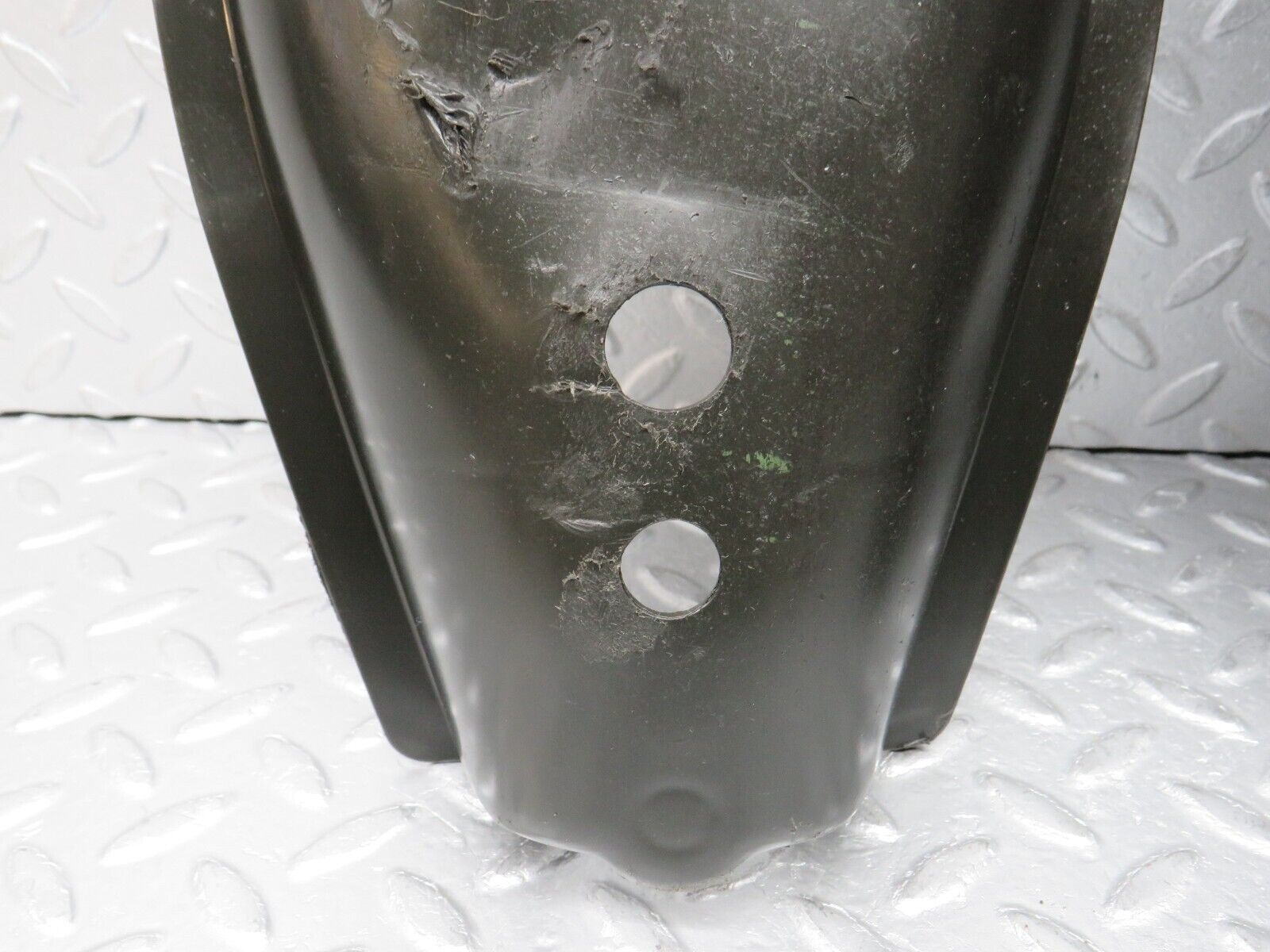 38761 Mercedes-Benz W201 190E 2.6L Rear Control Arm Cover 2x 1293520188