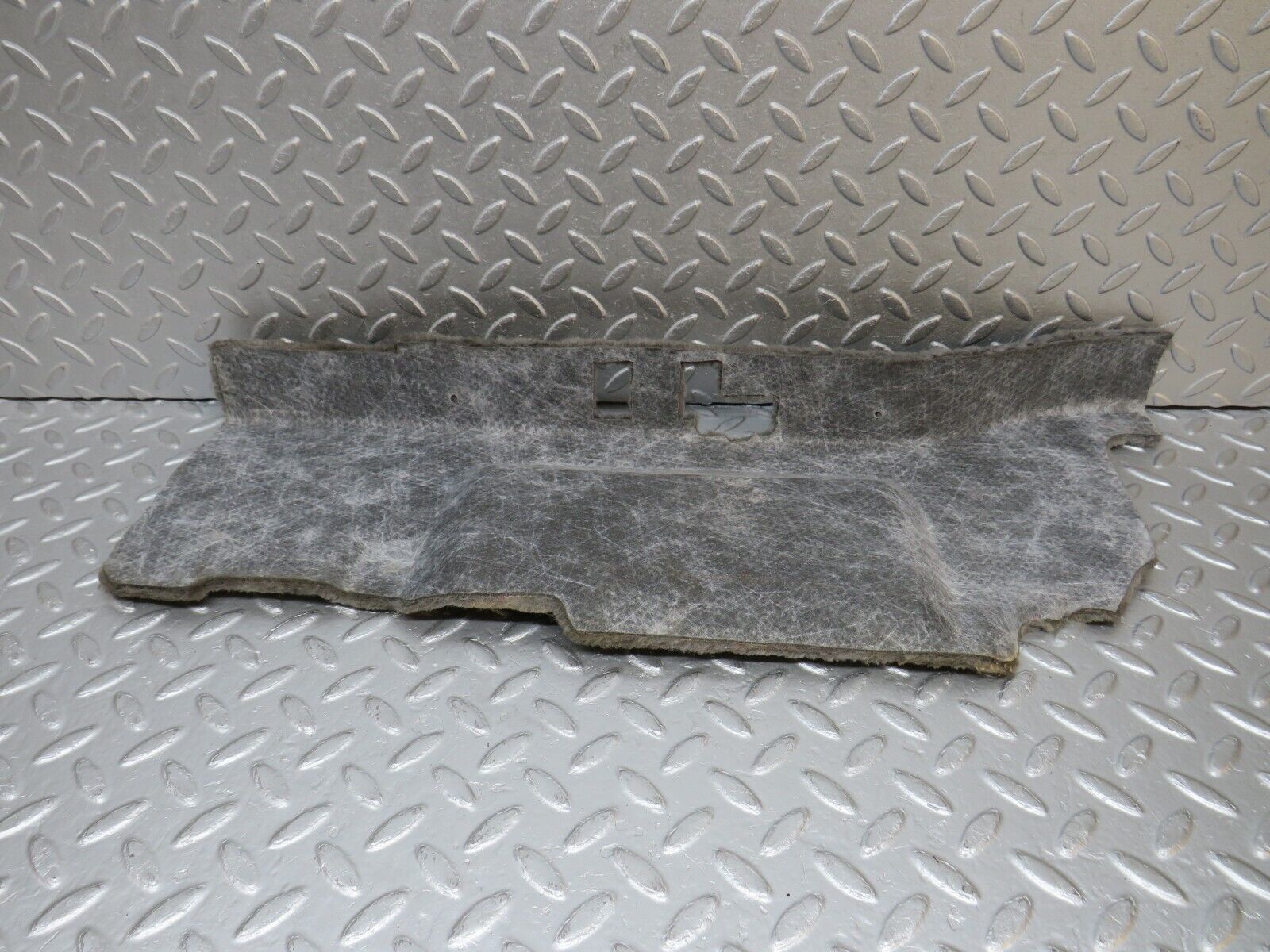 39525 Mercedes-Benz R129 320SL Coupe Rear Floor Cross Member Mat Carpet Grey