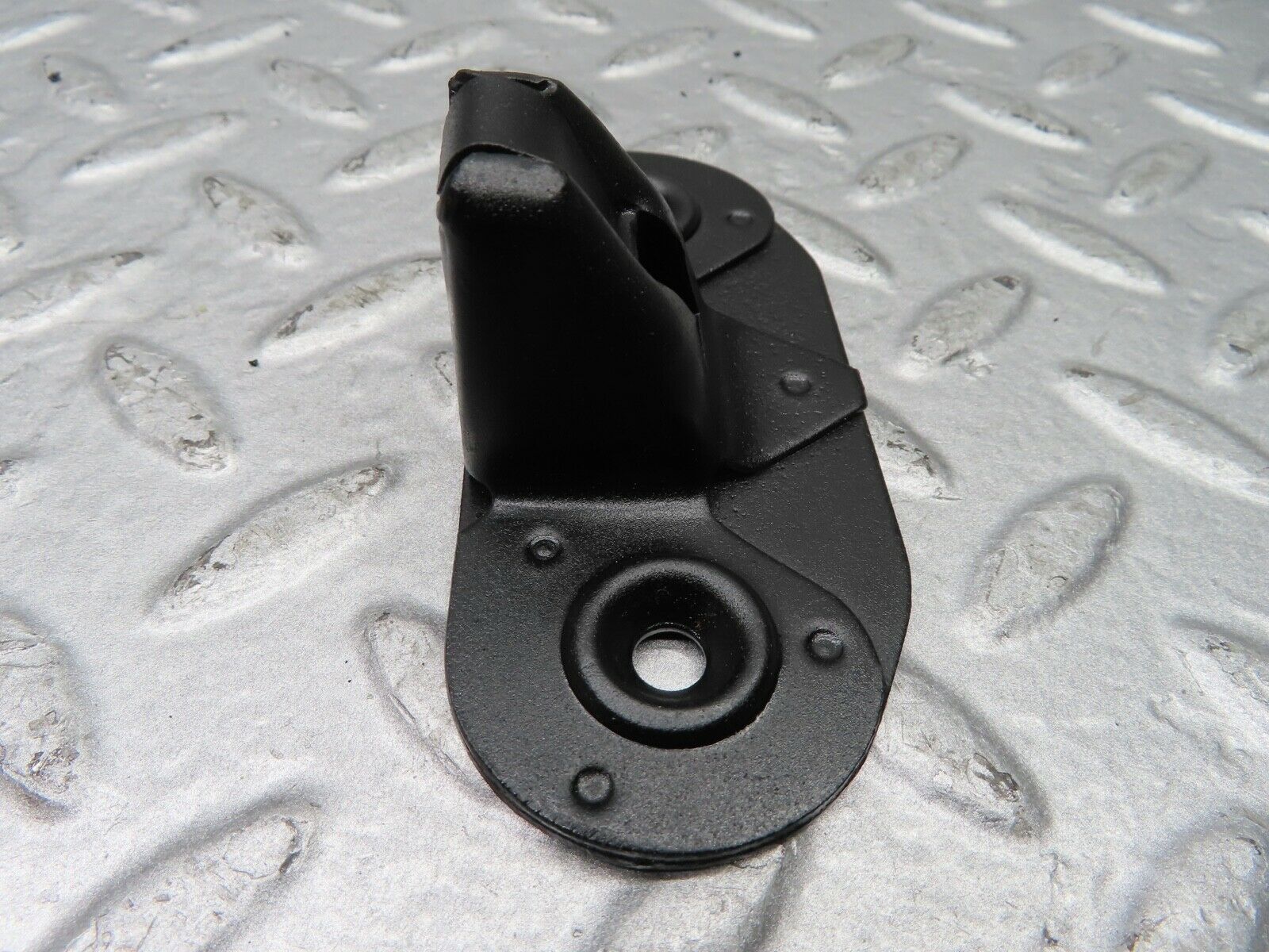 20299 Mercedes-Benz W114 280CE Coupe Trunk Lock Latch