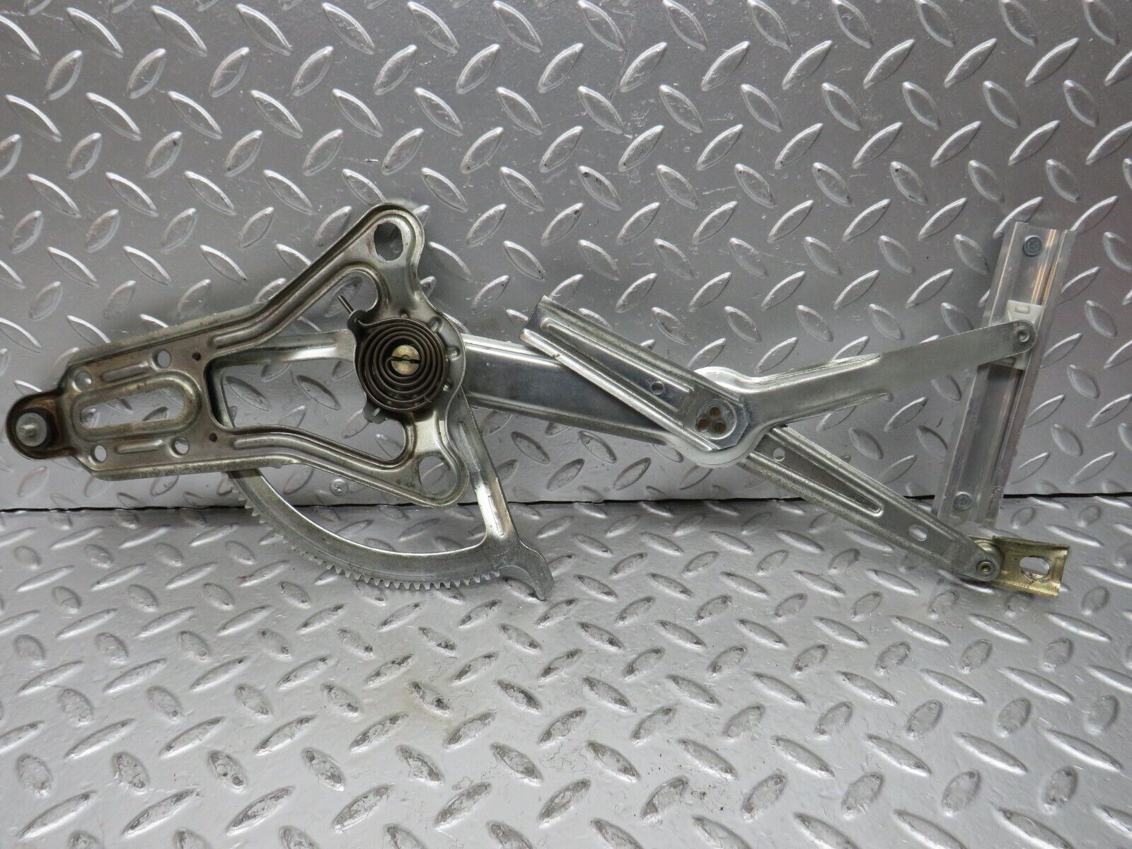 27675 Mercedes-Benz S124 300TE Wagon Front Right Power Window Regulator