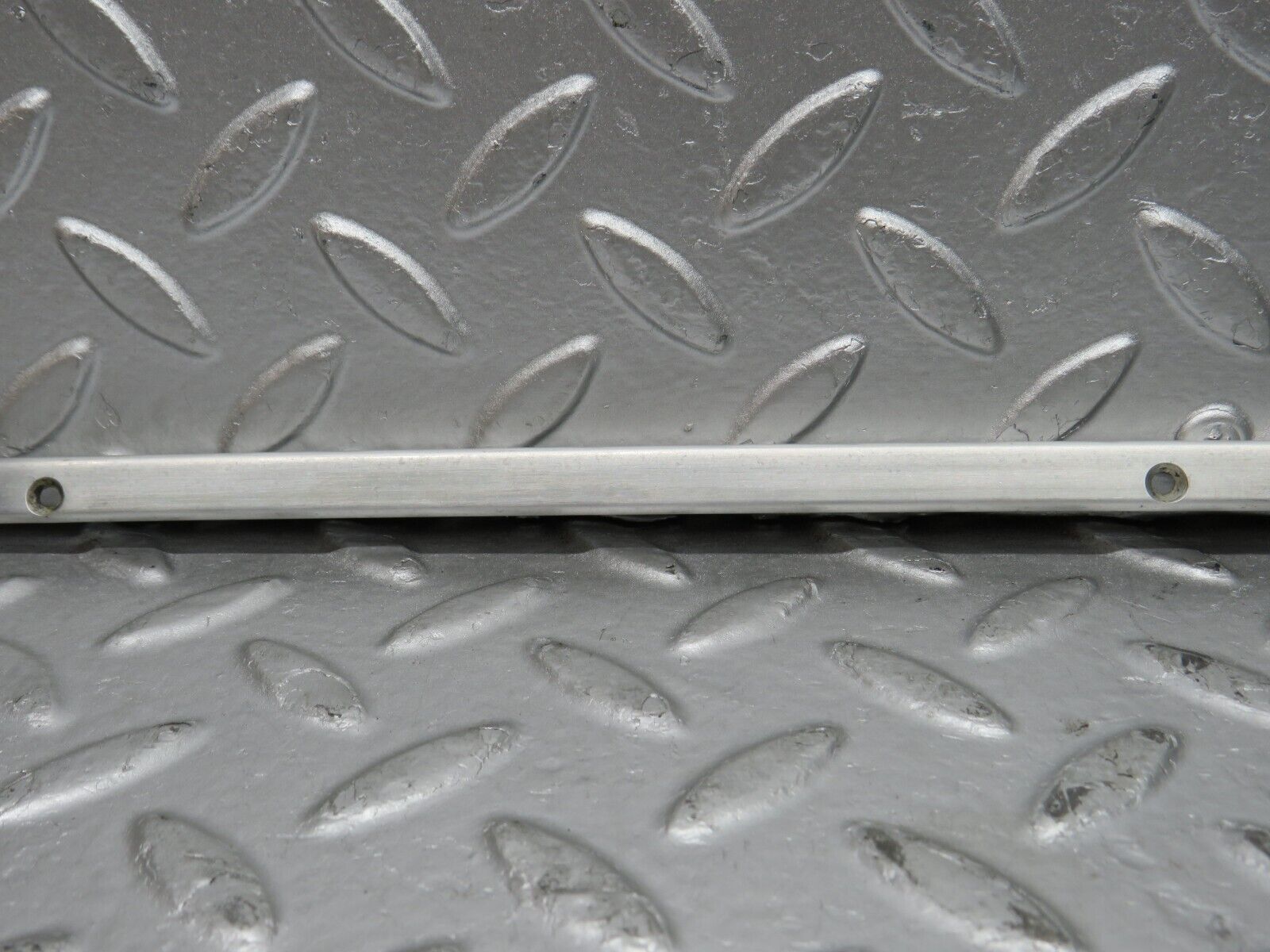 32116 Mercedes-Benz W123 230E Sunroof Chrome Trim