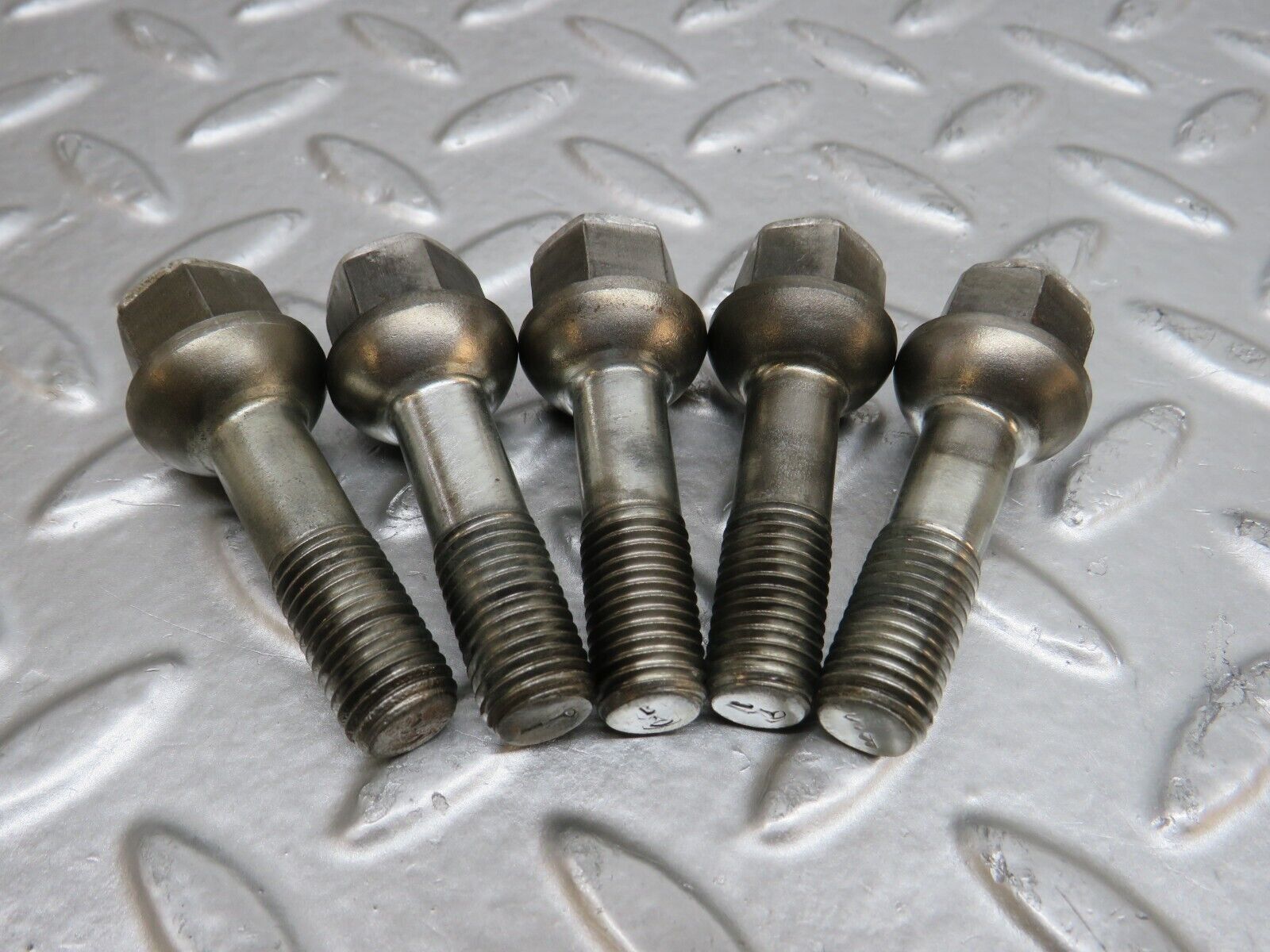 29584 Mercedes-Benz 5x Alloy Wheel Lug Bolt M12x1.5