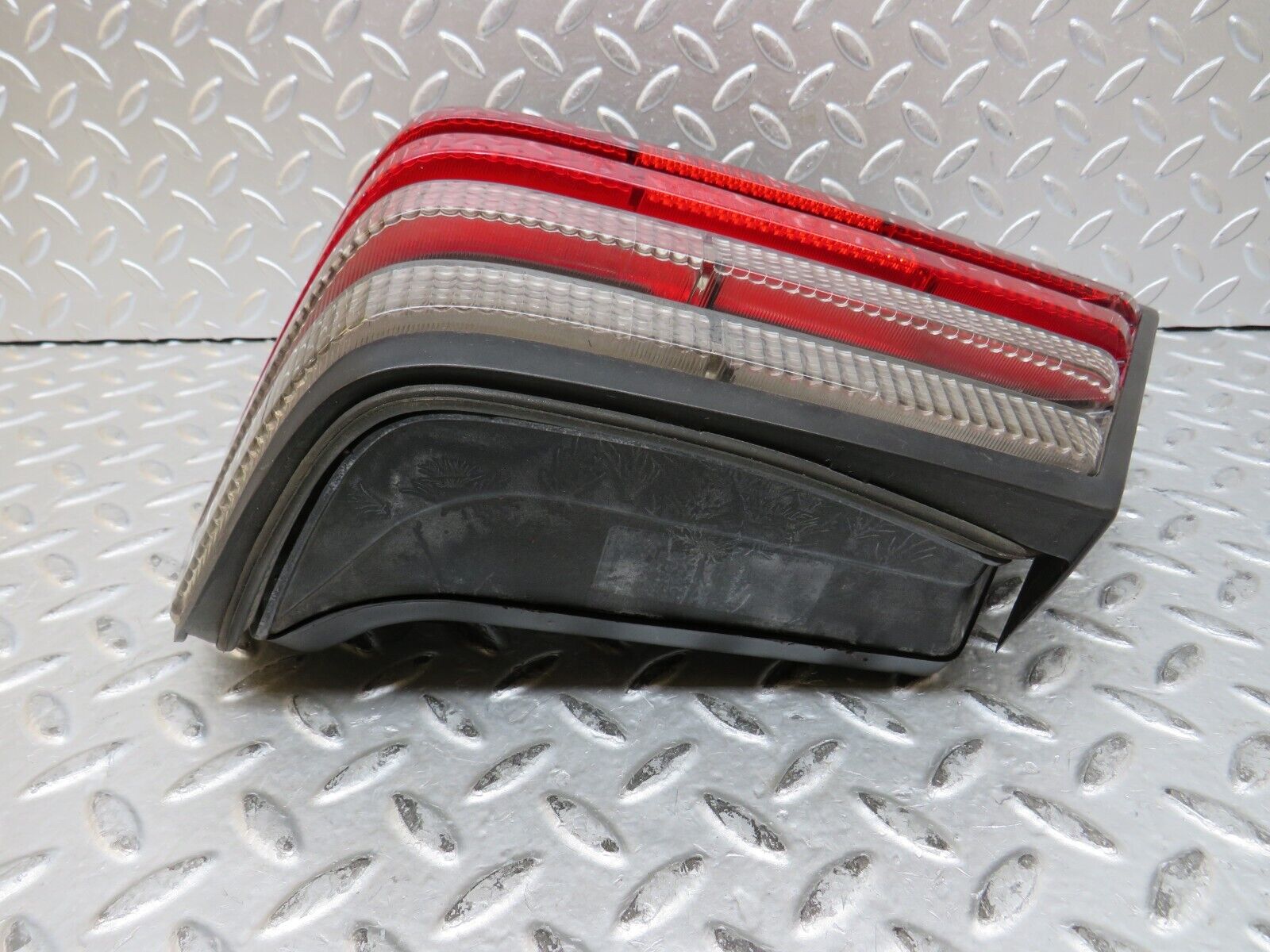 29040 Mercedes-Benz C124 320CE Coupe Tail Light Right Side