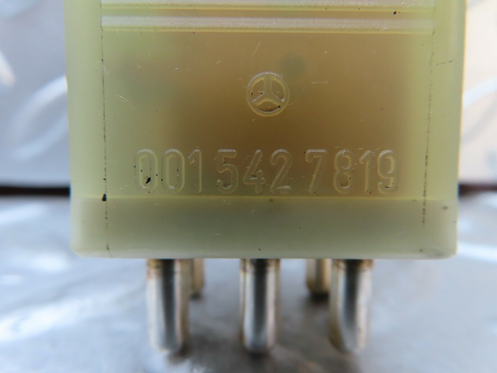 20039 Mercedes-Benz R129 300SL Coupe Door Window Control Relay 0015427819