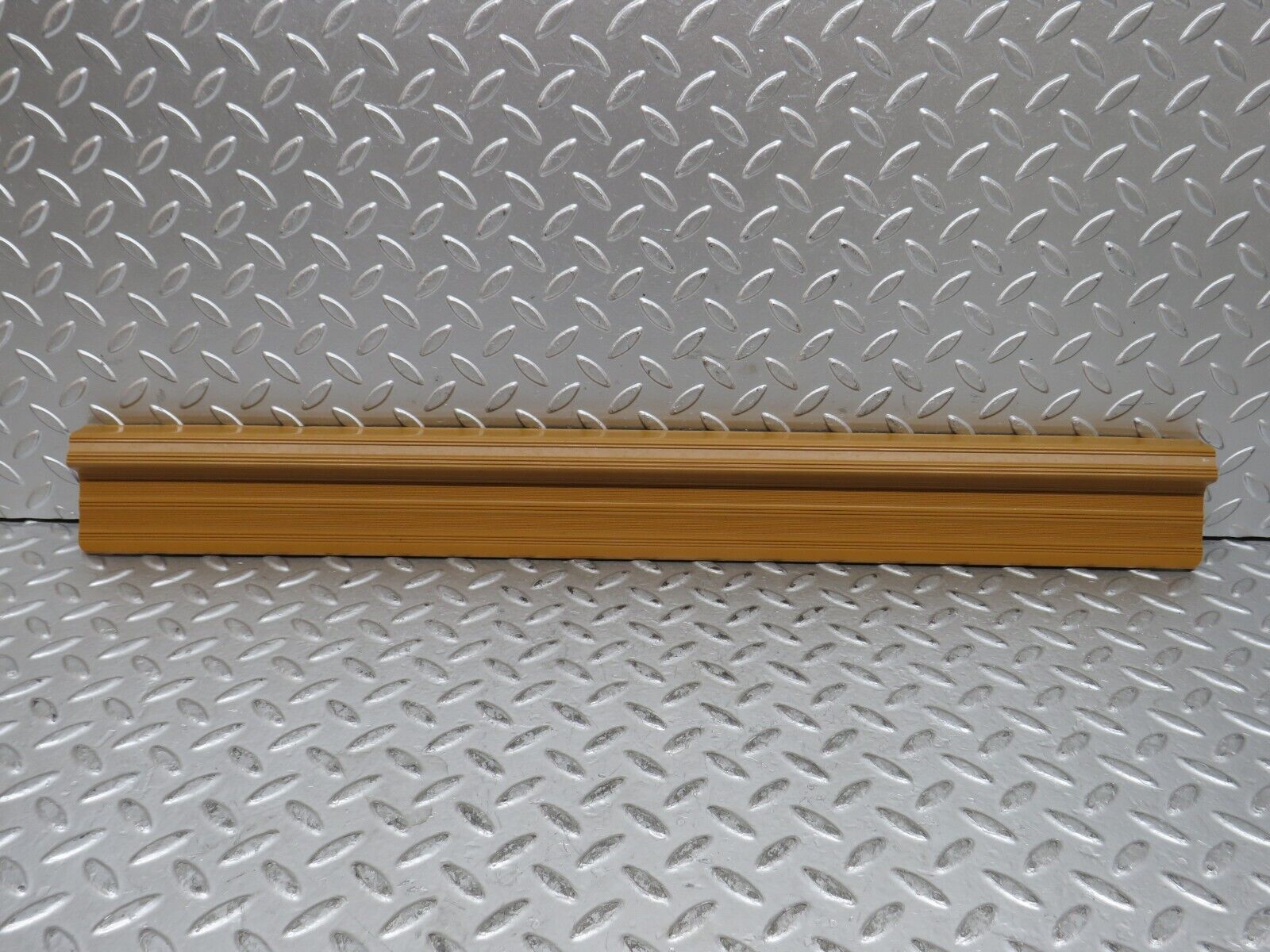 28555 Mercedes-Benz W123 230E Front Left Door Sill Trim Palomino