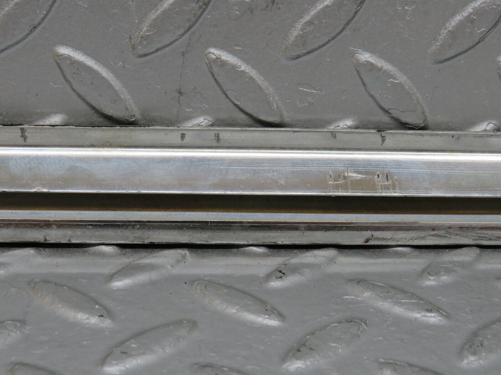 35799 Mercedes-Benz W108 Front Left Door Chrome Moulding Trim