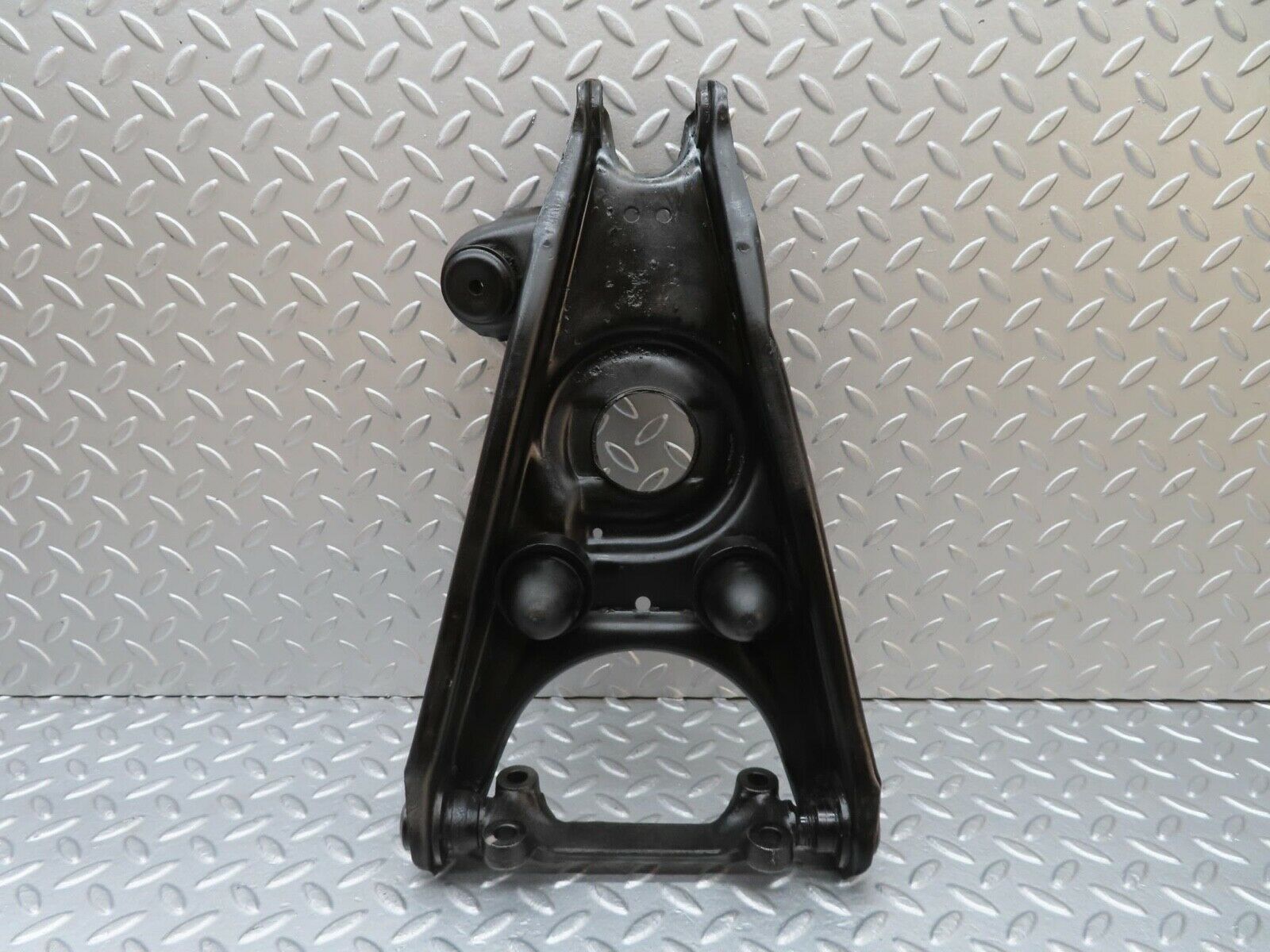 12965 Mercedes-Benz W111 220SE Front Right Lower Control Arm