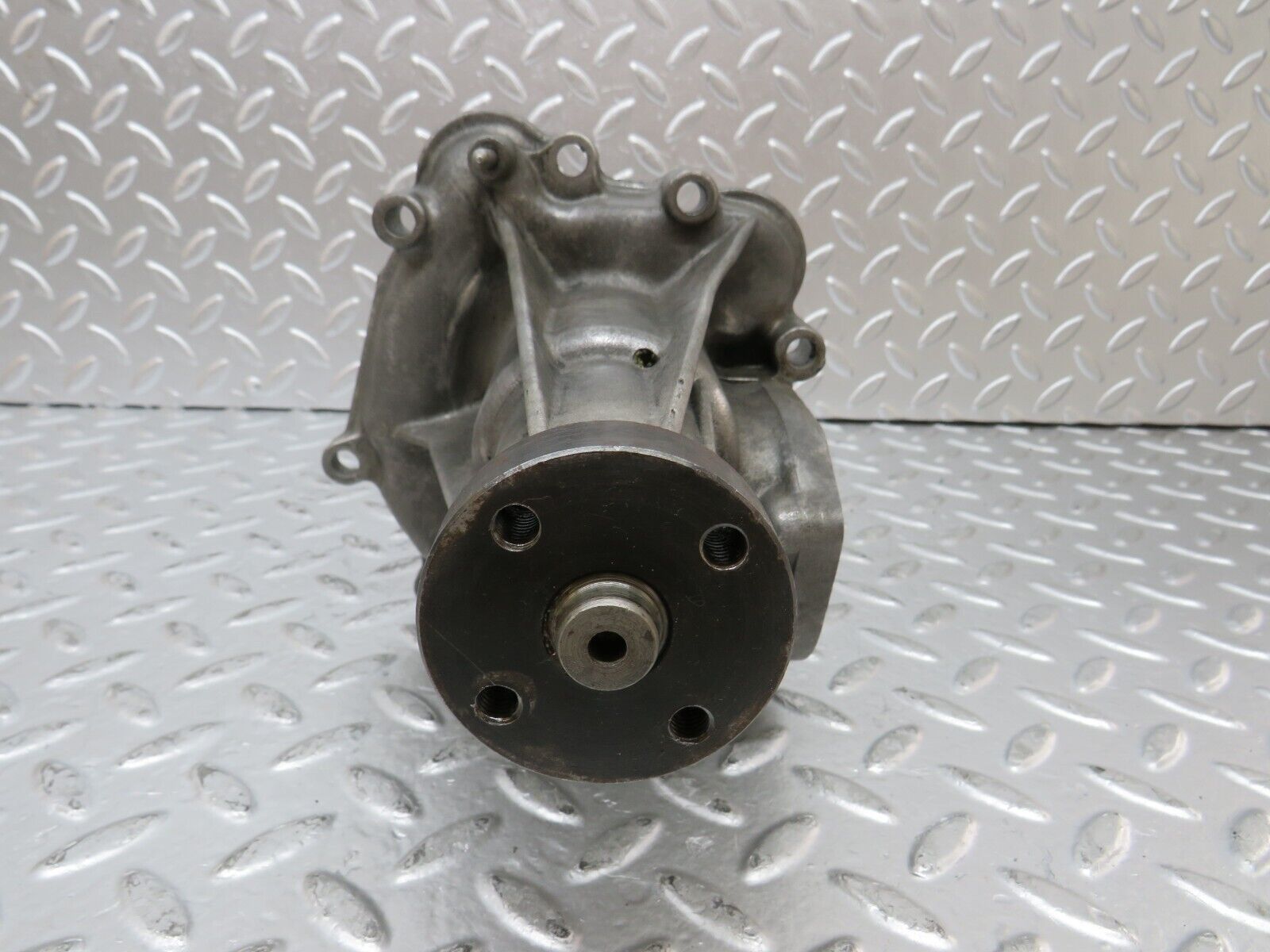 26338 Mercedes-Benz W116 450SE Water Pump
