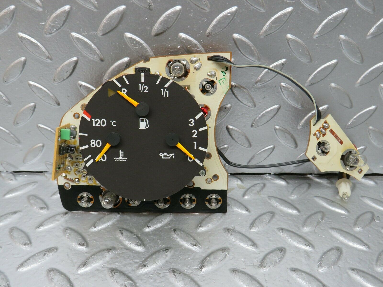 24369 Mercedes-Benz S124 220TE Instrument Cluster Fuel Temp Oil 1245423201