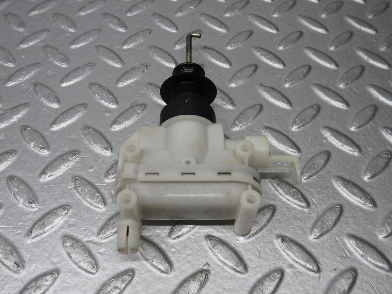 38349 Mercedes-Benz R129 280SL Coupe Door Lock Vacuum Actuator