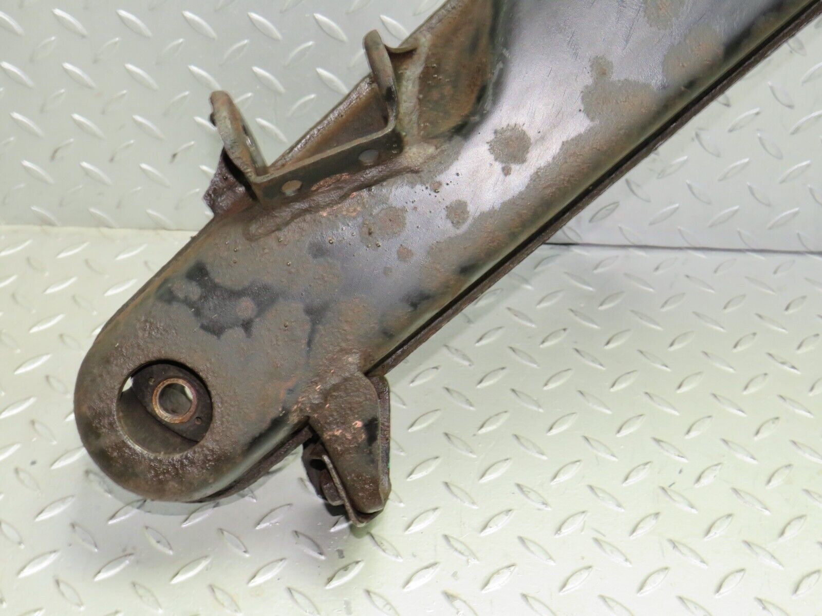 6167 Mercedes-Benz W123 200 Rear Subframe