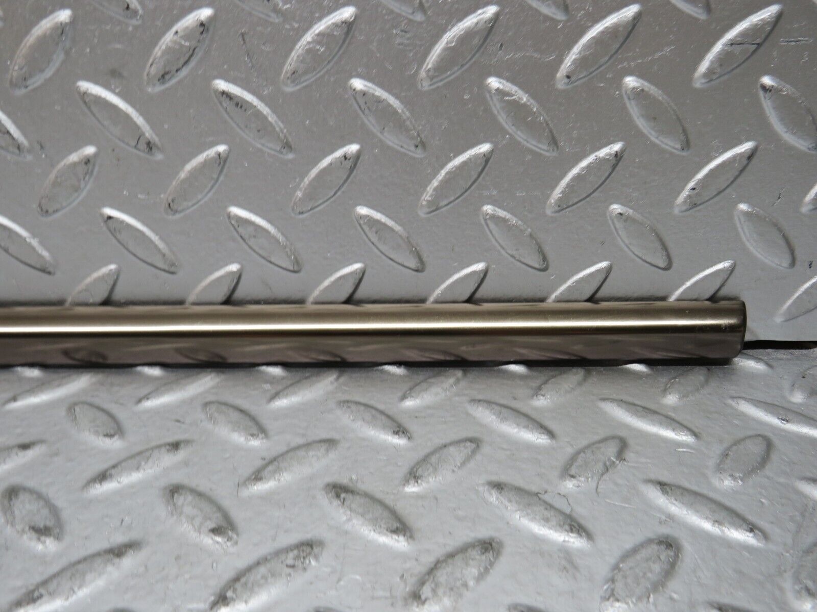 29002 Mercedes-Benz C124 320CE Coupe Rear Right Window Exterior Chrome Trim