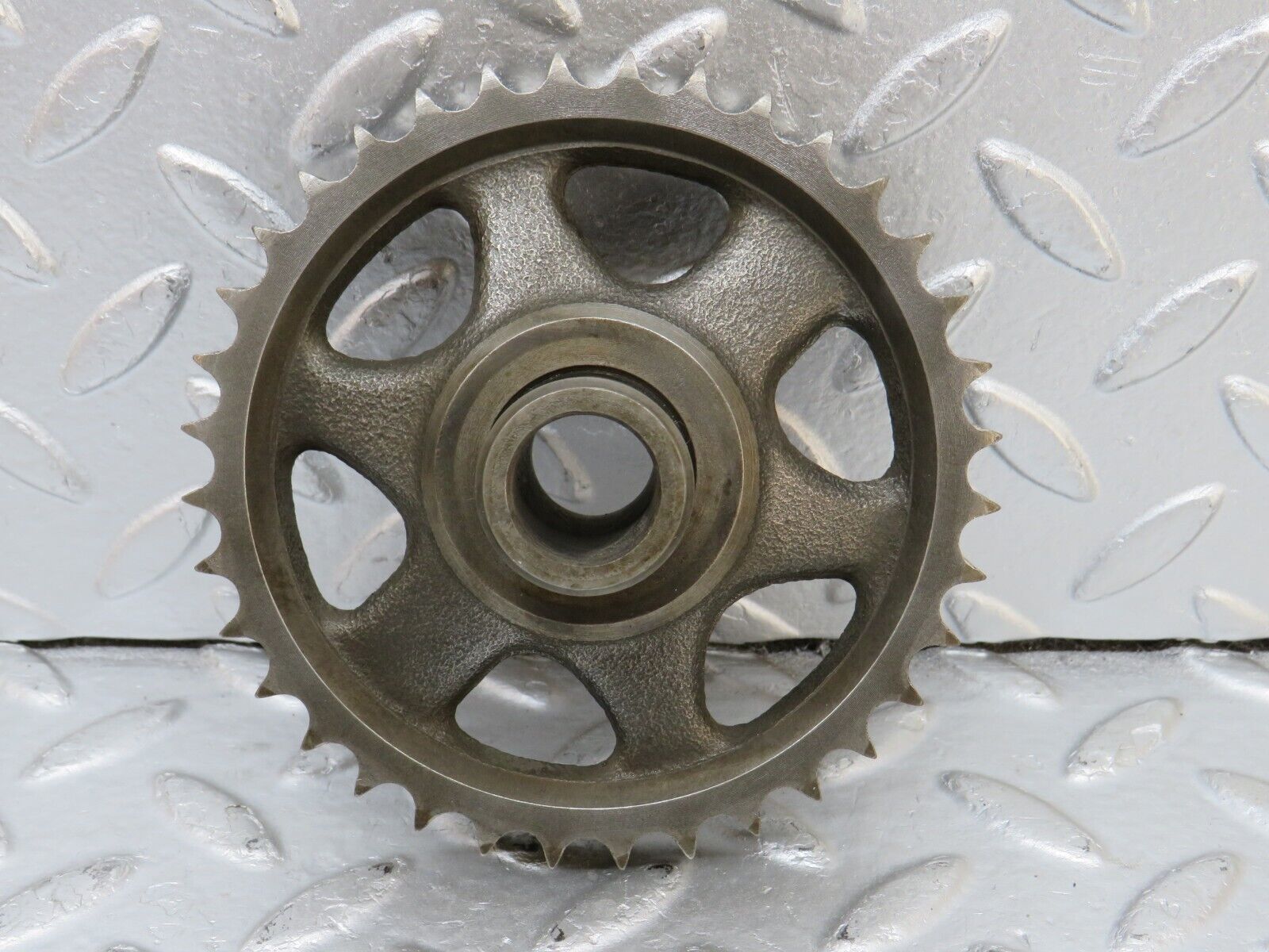 34519 Mercedes-Benz C126 380SEC Coupe Timing Gear Sprocket 1160770012