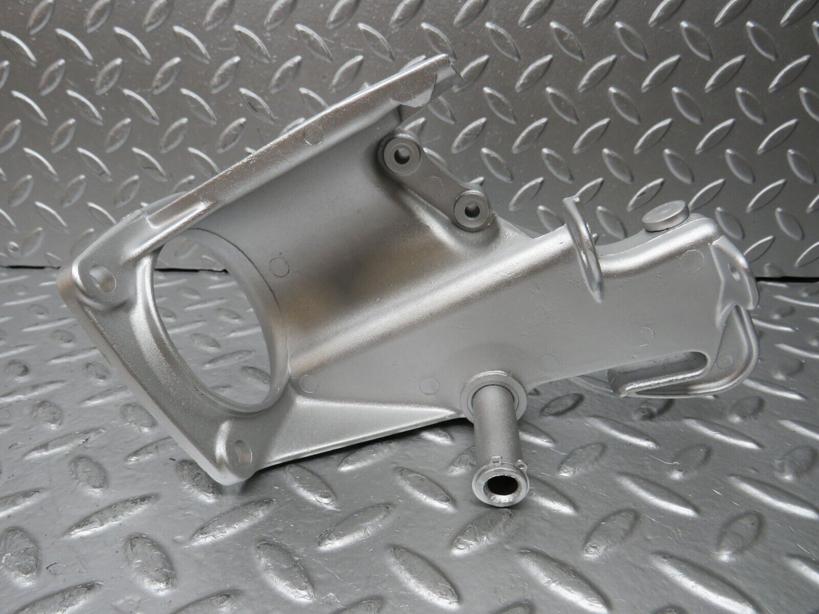 26828 Mercedes-Benz W123 240D Brake And Clutch Pedal Bracket 1232940501