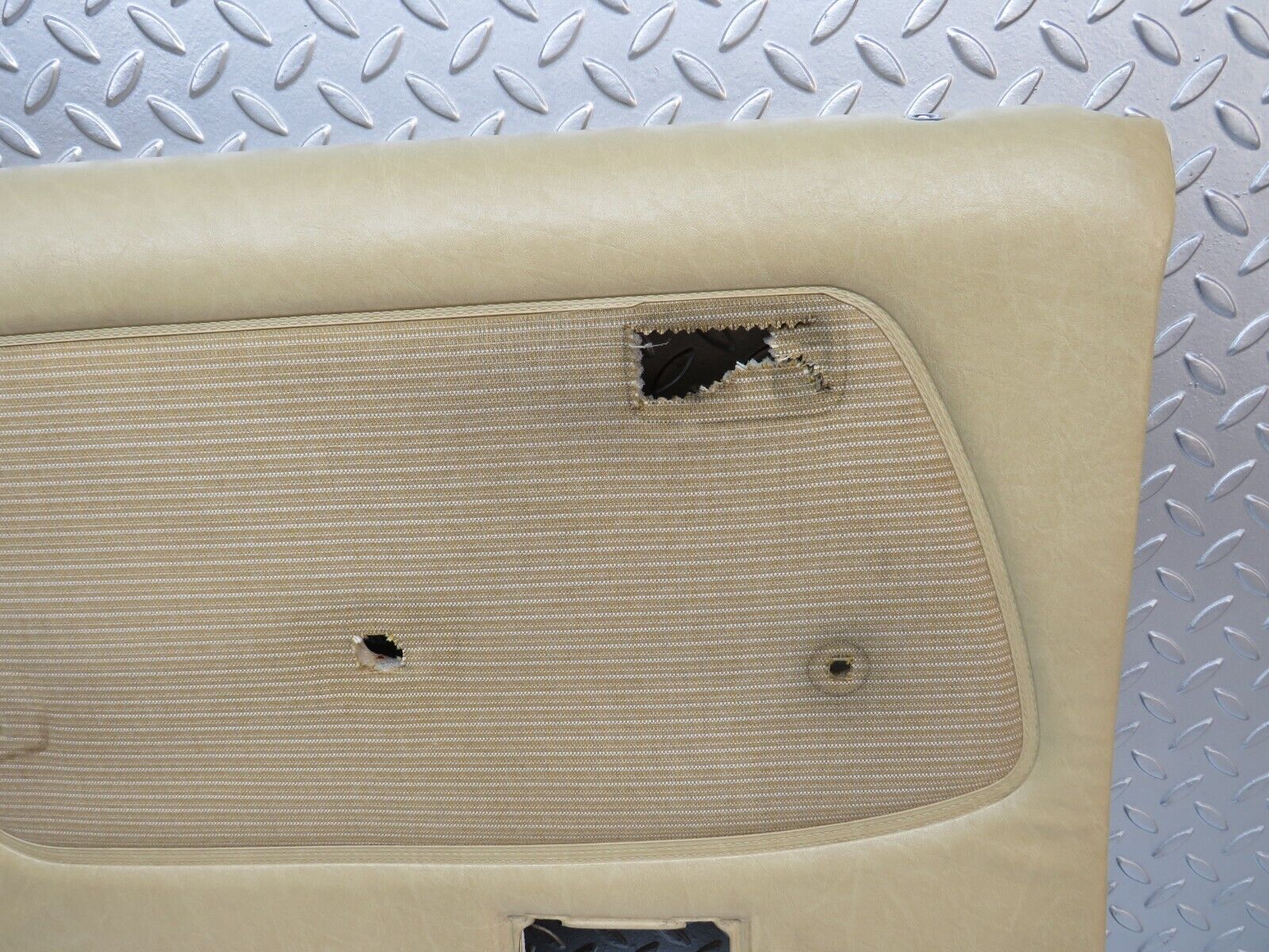 0613 Mercedes-Benz W123 230E Rear Left Door Card Panel Beige