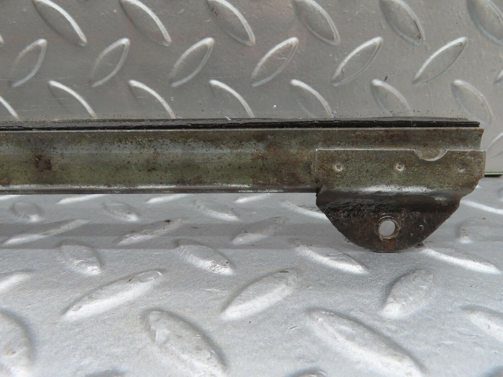 13067 Mercedes-Benz W111 220SE Rear Right Door Window Glass