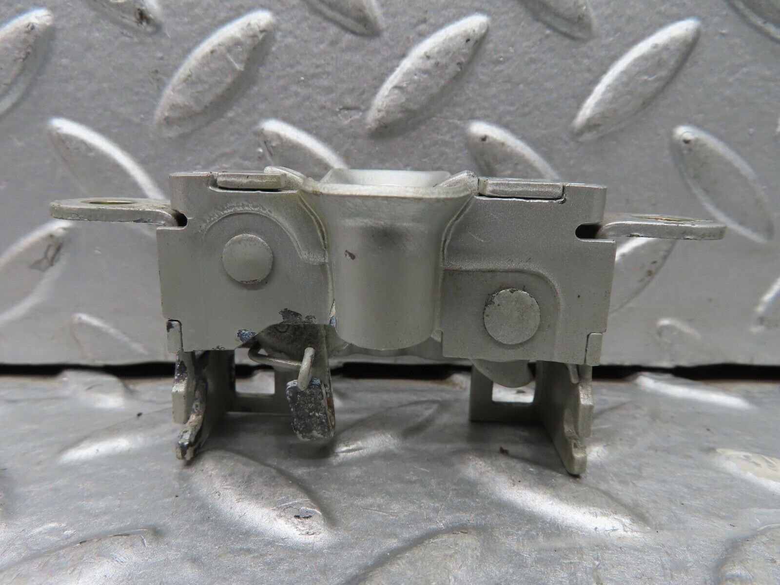 19336 Mercedes-Benz C140 CL420 Coupe Bonnet Lock Pair 2028800160