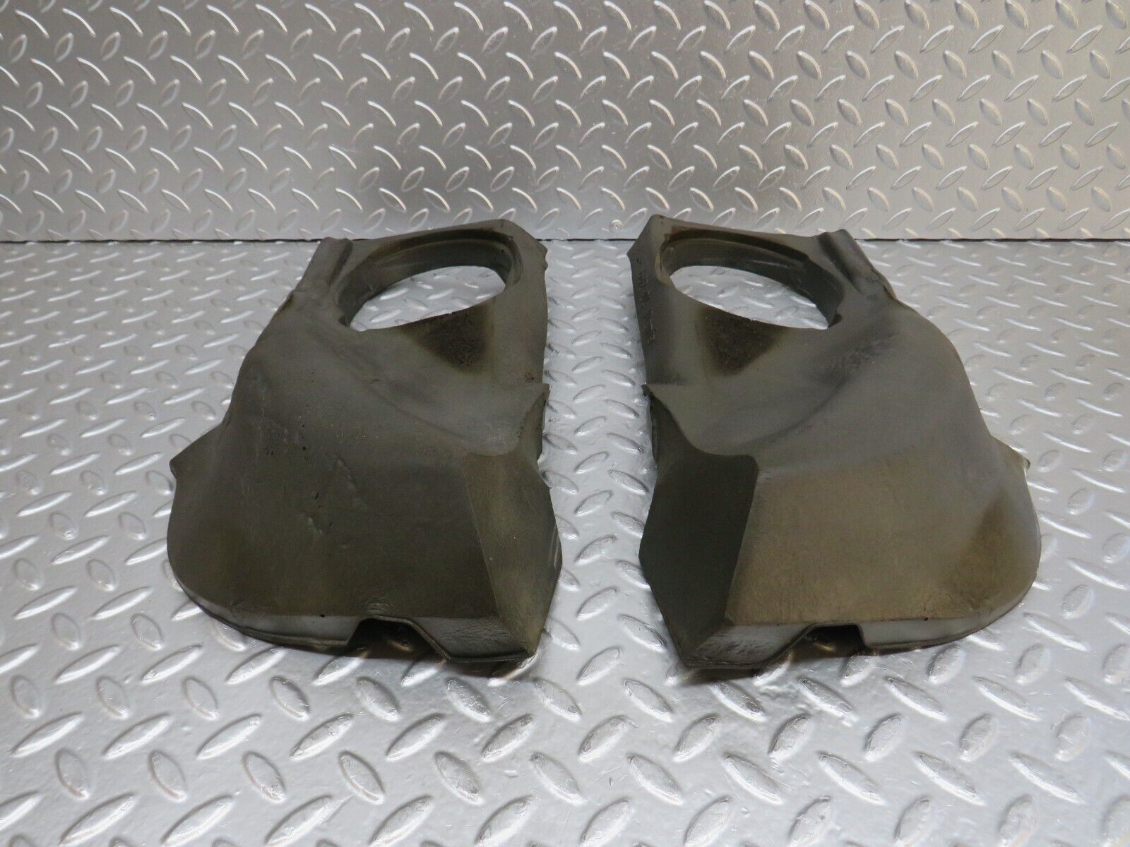 29264 Mercedes-Benz W124 230E Parcel Shelf Speaker Insulation 1246820410