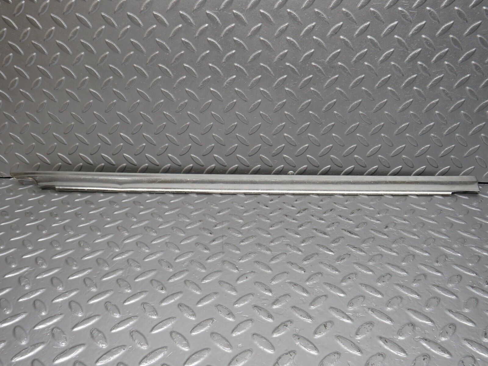 40242 Mercedes-Benz W110 230 Front Right Door Chrome Moulding Trim