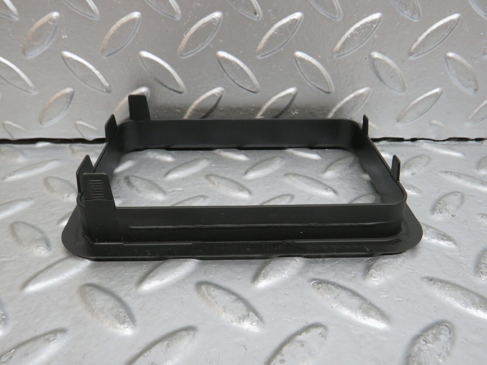 29448 Mercedes-Benz W124 230E Gear Selector Surround 1242670088