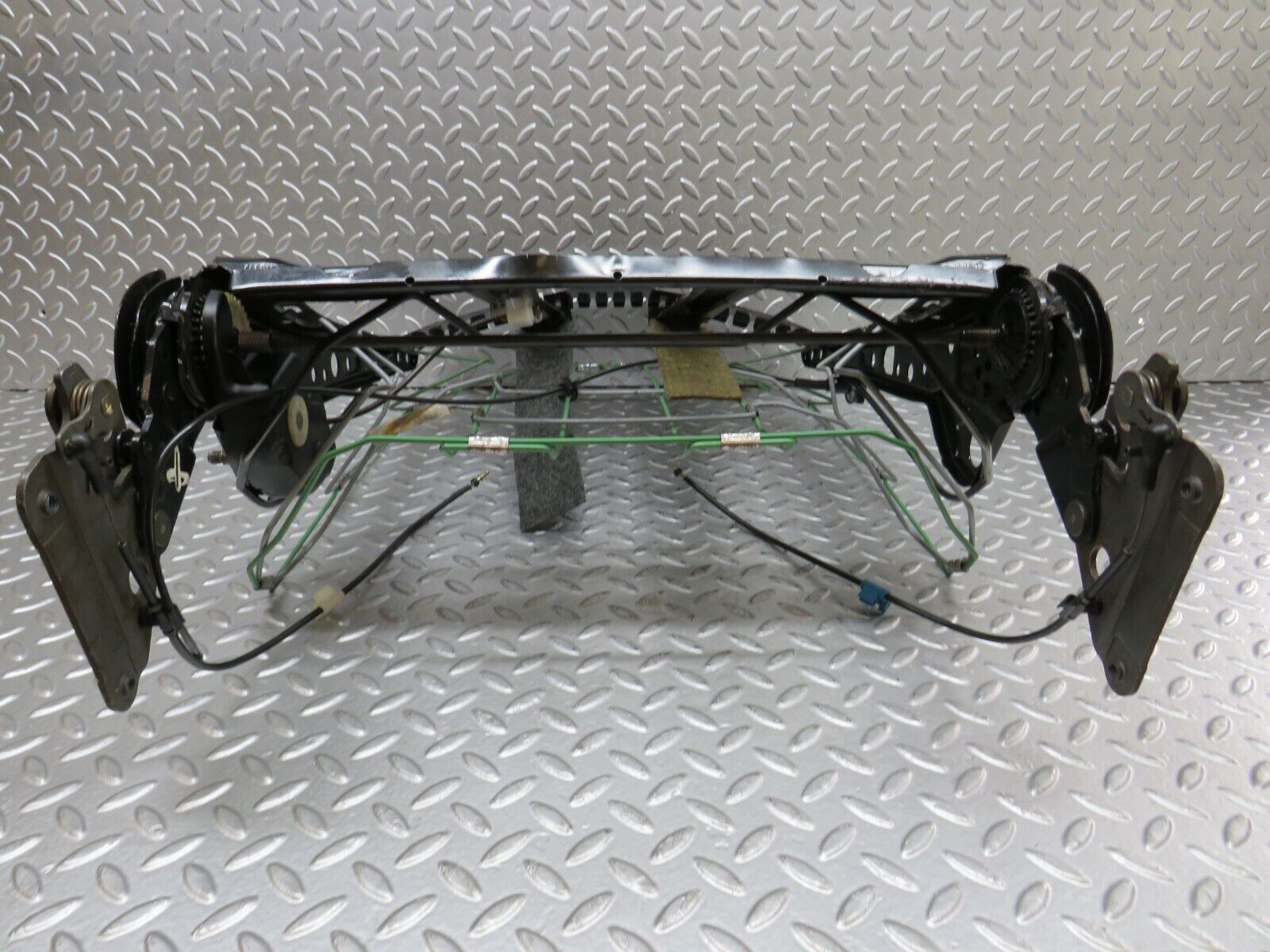 26623 Mercedes-Benz C124 220CE Coupe Front Right Seat Backrest