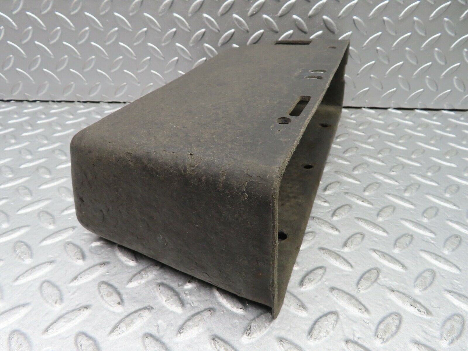 20270 Mercedes-Benz W114 280CE Coupe Glove Box