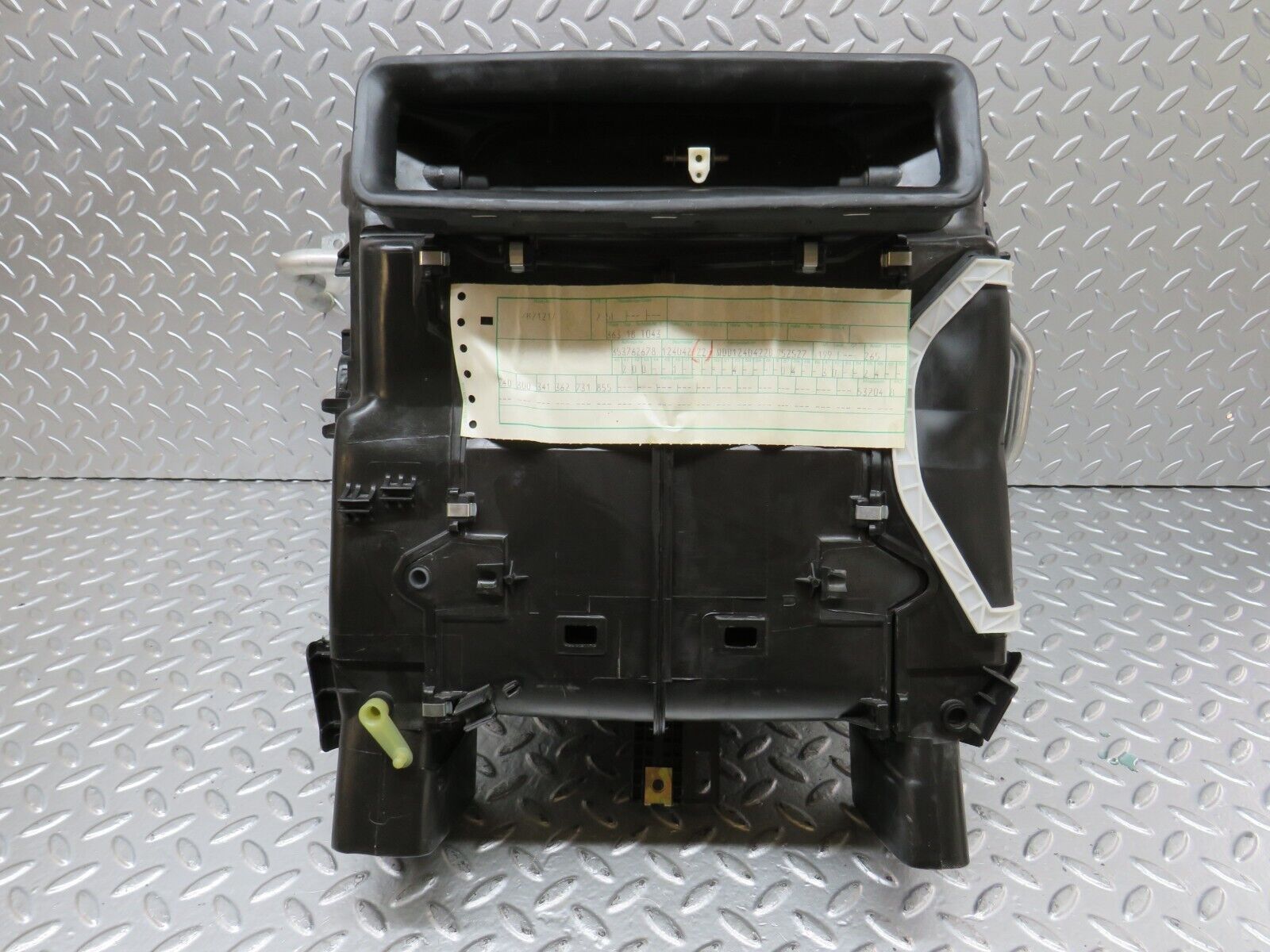 26628 Mercedes-Benz C124 220CE Coupe Heater Box Blower Housing Behr 1248307060