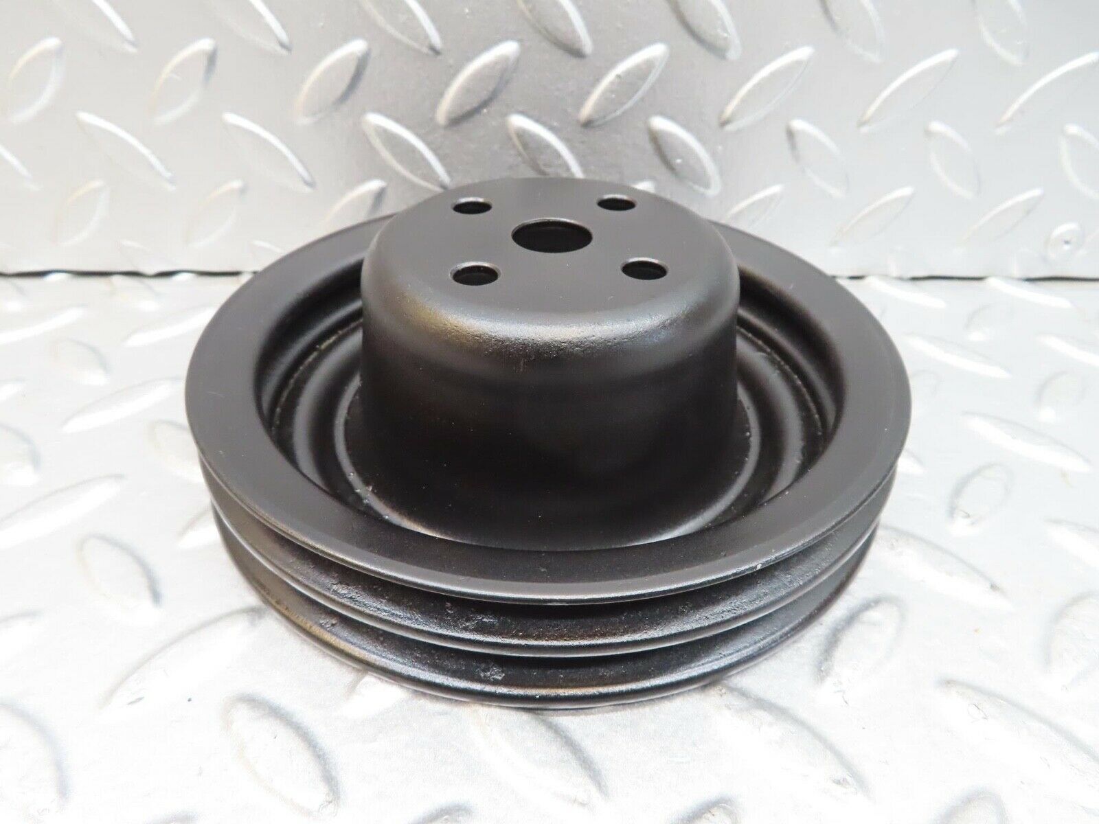 14429 Mercedes-Benz W116 350SE Water Pump Pulley