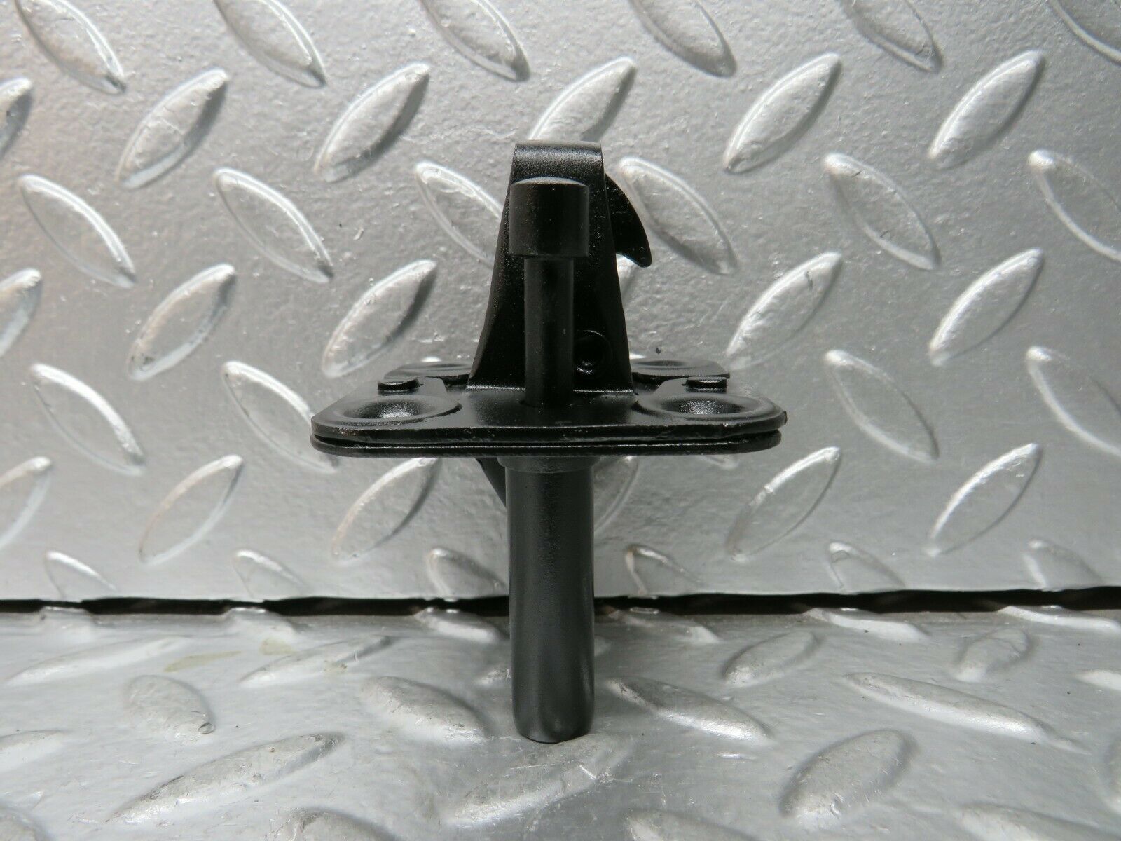 23378 Mercedes-Benz W116 350SE Bonnet Lock Catch