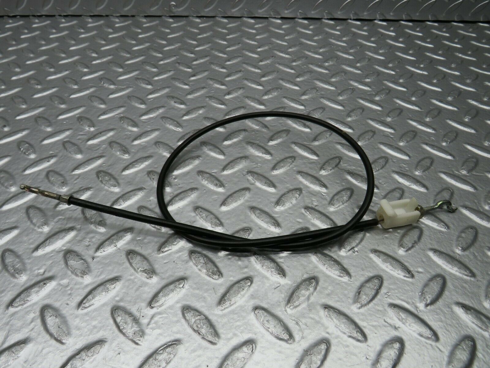 22590 Mercedes-Benz C124 E220 Coupe Door Lock Cable