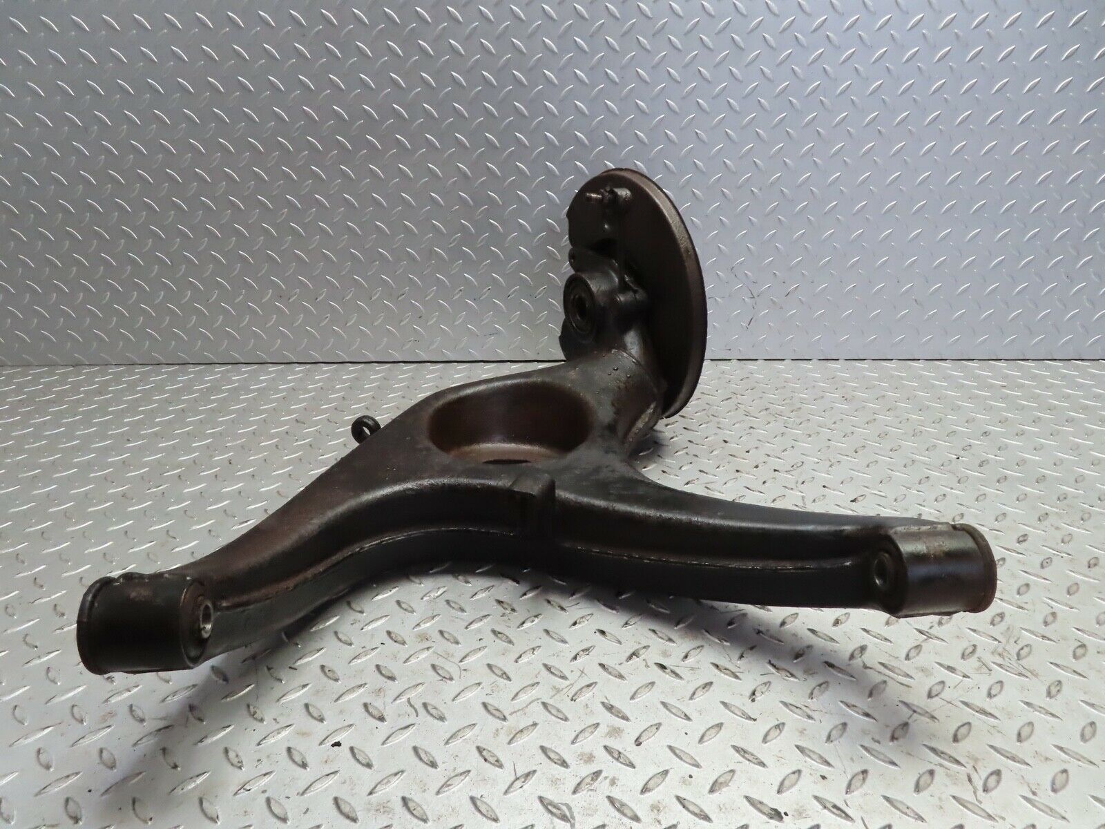20451 Mercedes-Benz W114 280CE Coupe Control Arm Rear Left 1153571205