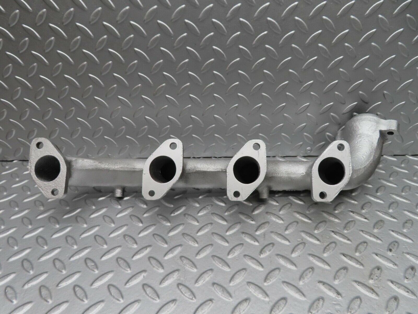 14422 Mercedes-Benz W116 350SE Exhaust Manifold Left 1161423401