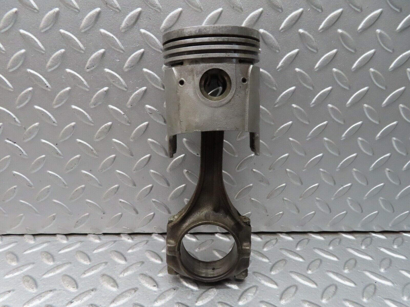 18776 Mercedes-Benz W120 W121 Ponton Piston With Connecting Rod 84.96 mm