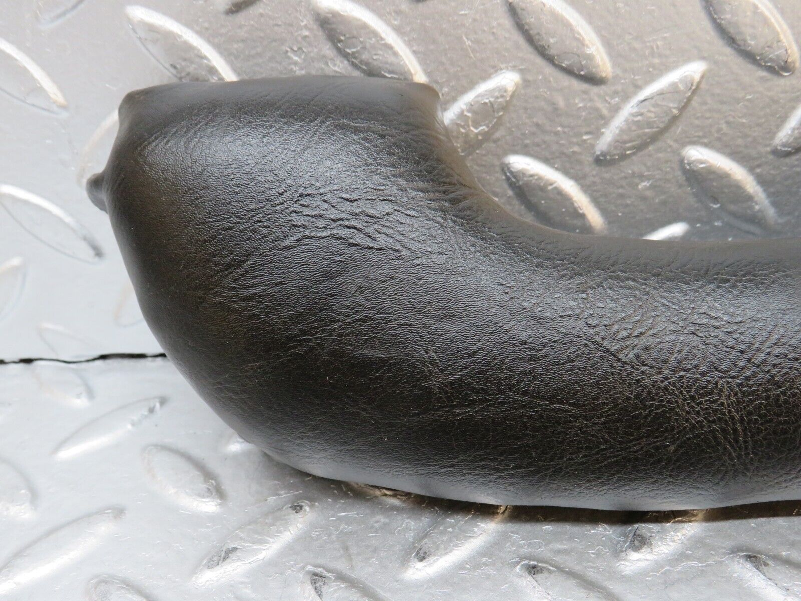 0187 Mercedes-Benz W120 Ponton Arm Rest Top Pad Black