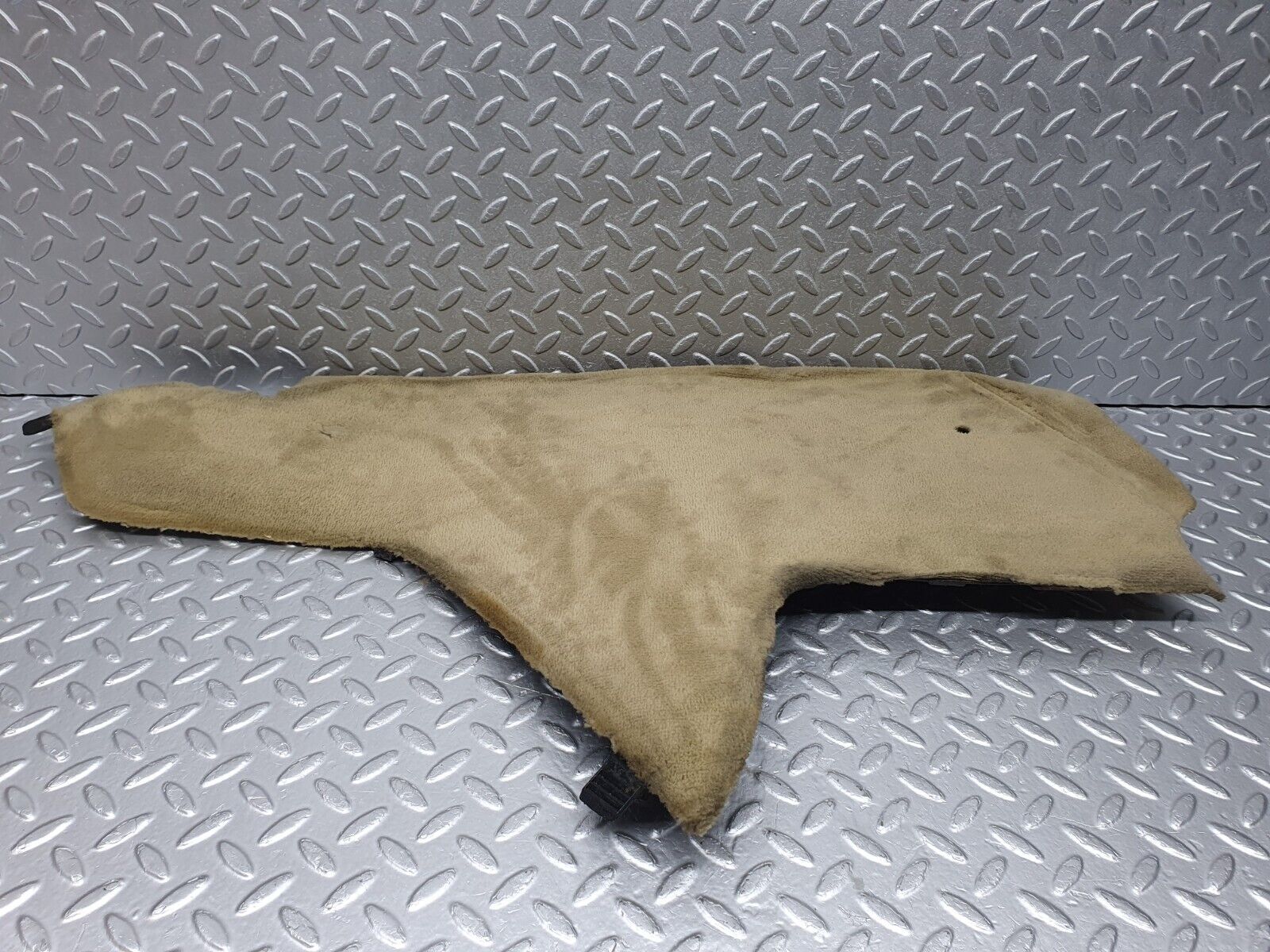 41063 Mercedes-Benz W126 300SE Centre Console Carpet Left Beige 1266831525