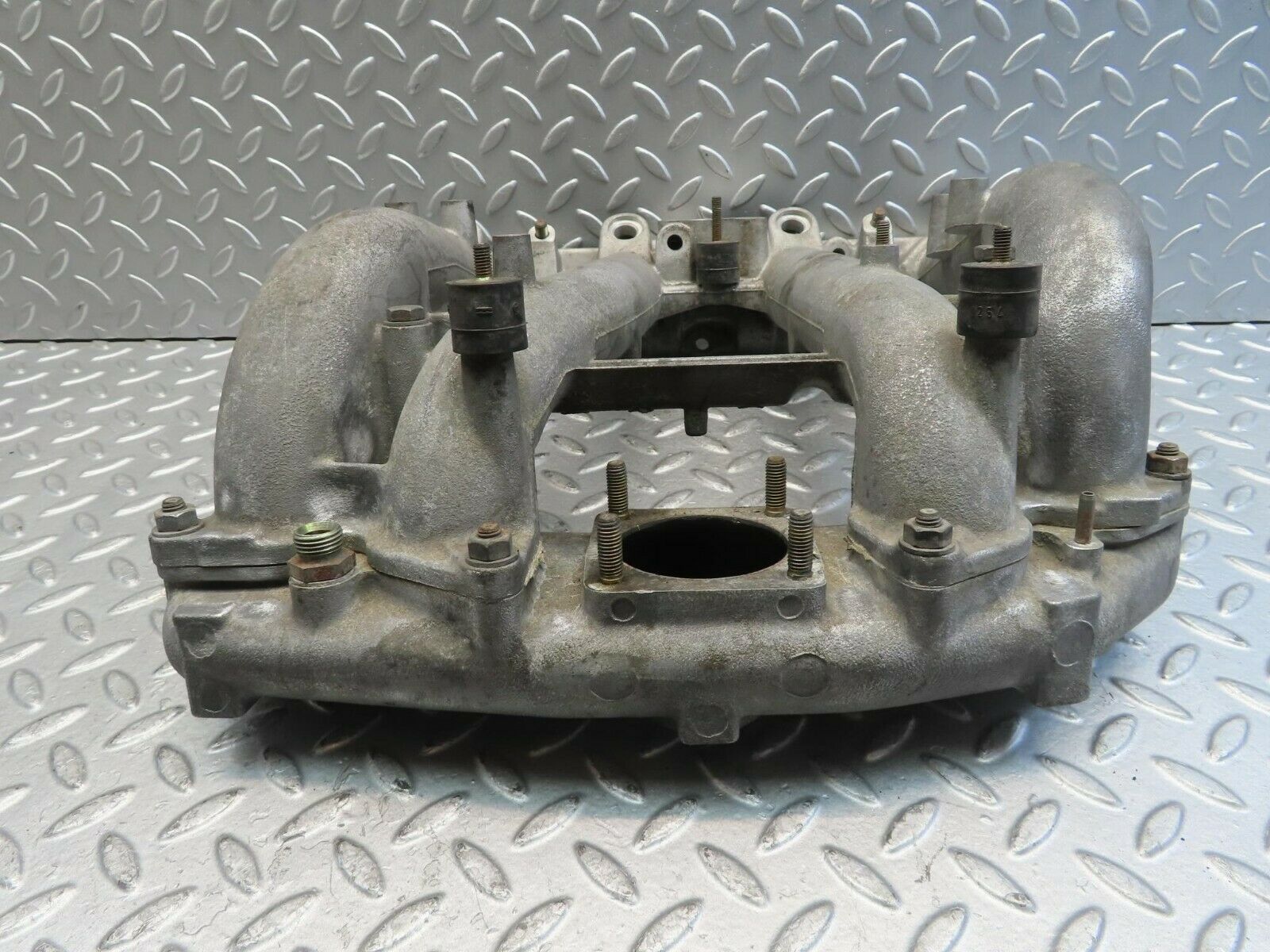 11535 Mercedes-Benz C123 230CE Coupe Intake Manifold 1021410301 1021411190