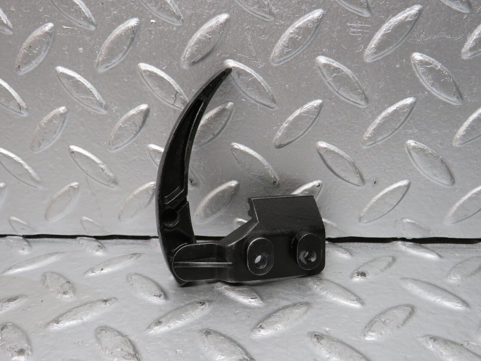 31997 Mercedes-Benz W123 230E Hood Opener Bonnet Opener Release