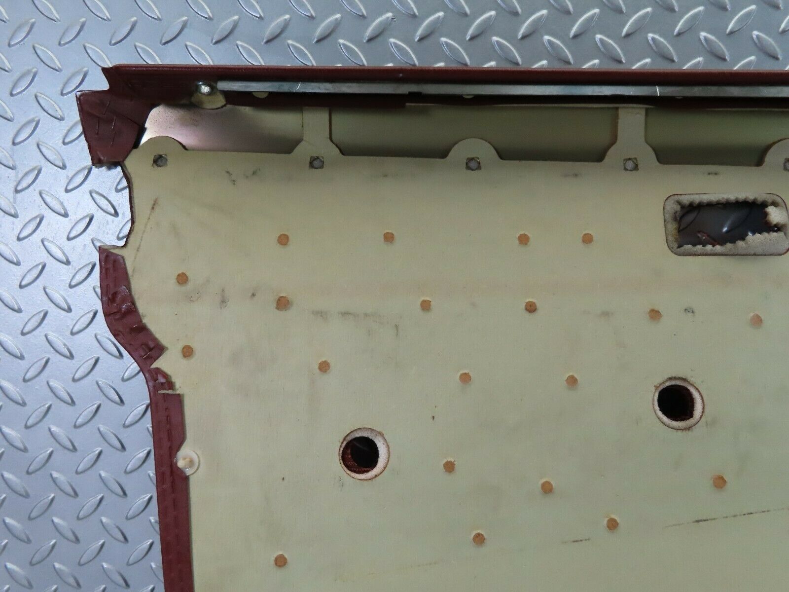 7602 Mercedes-Benz S123 230TE Wagon Front Right Door Card