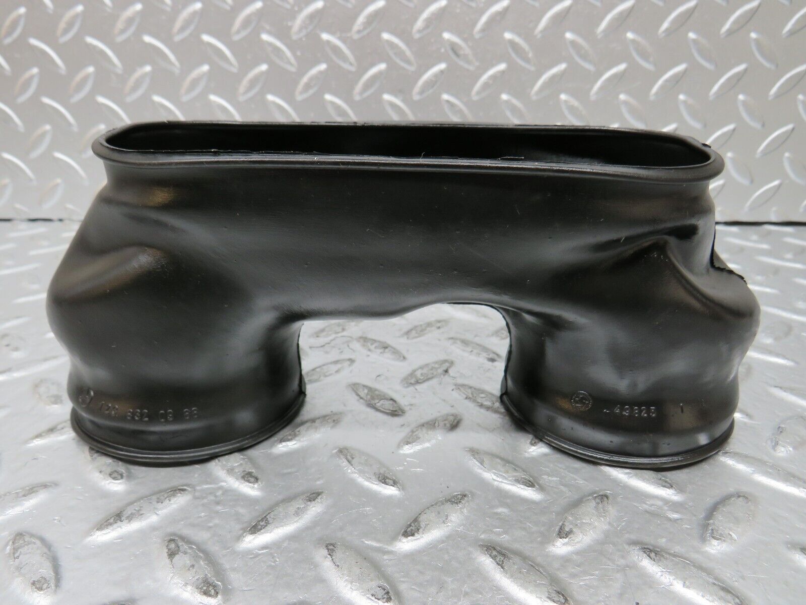 26988 Mercedes-Benz W123 240D Air Duct Rubber Hose 1238320988