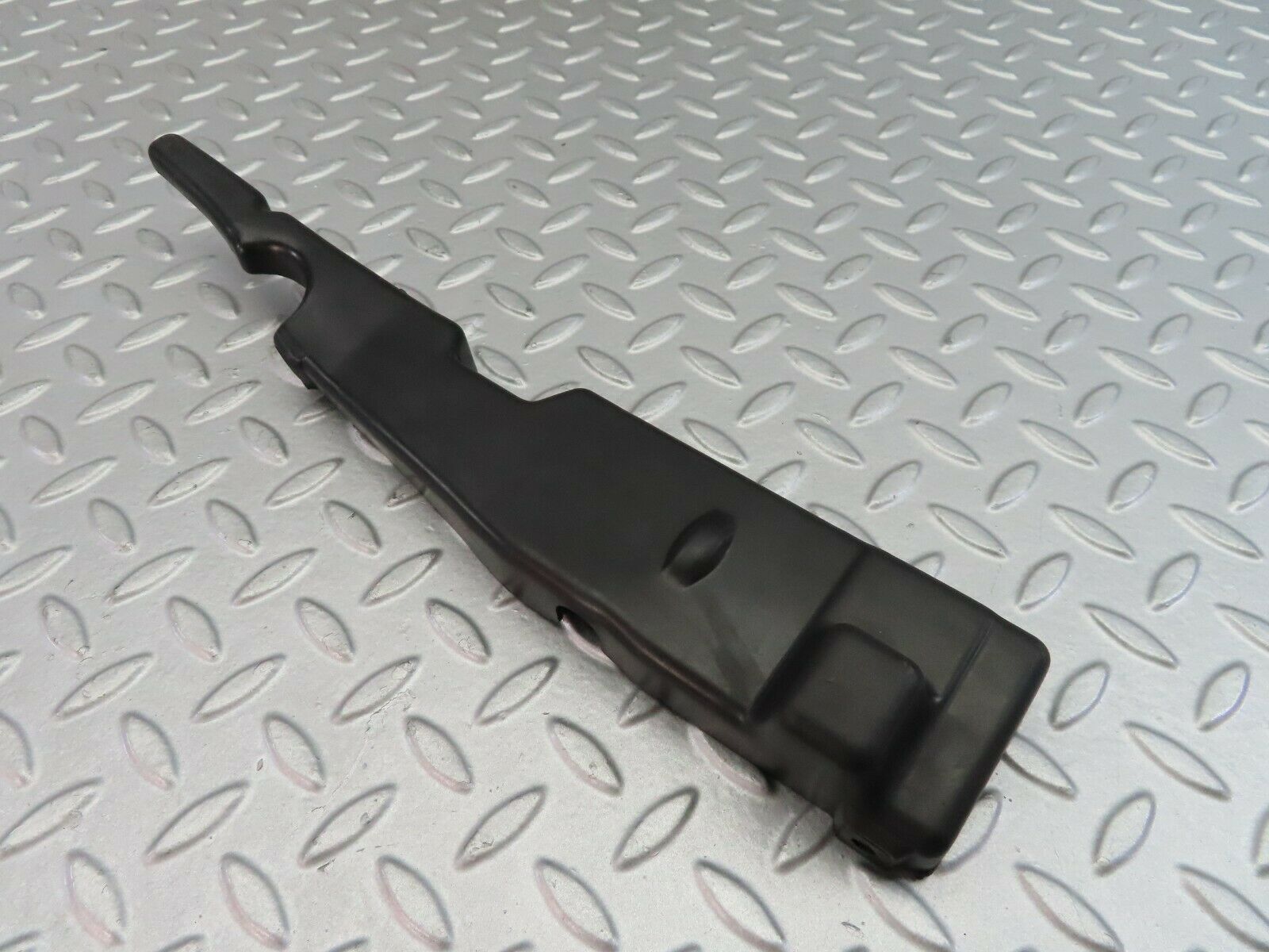 7516 Mercedes-Benz S123 230TE Wagon Bonnet Catch Cover 1238870025