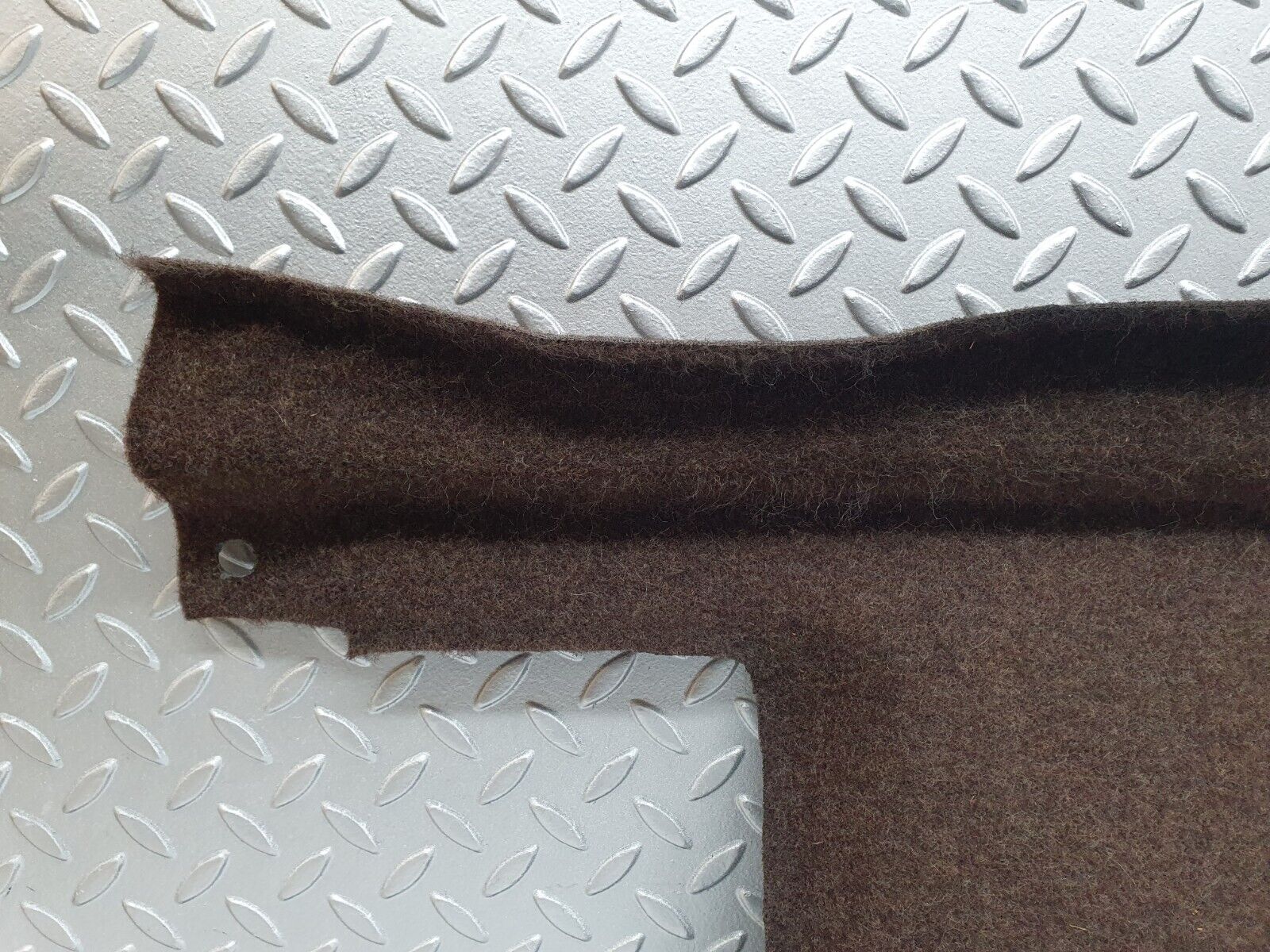 41048 Mercedes-Benz W126 300SE Boot Rear Carpet Cover Brown
