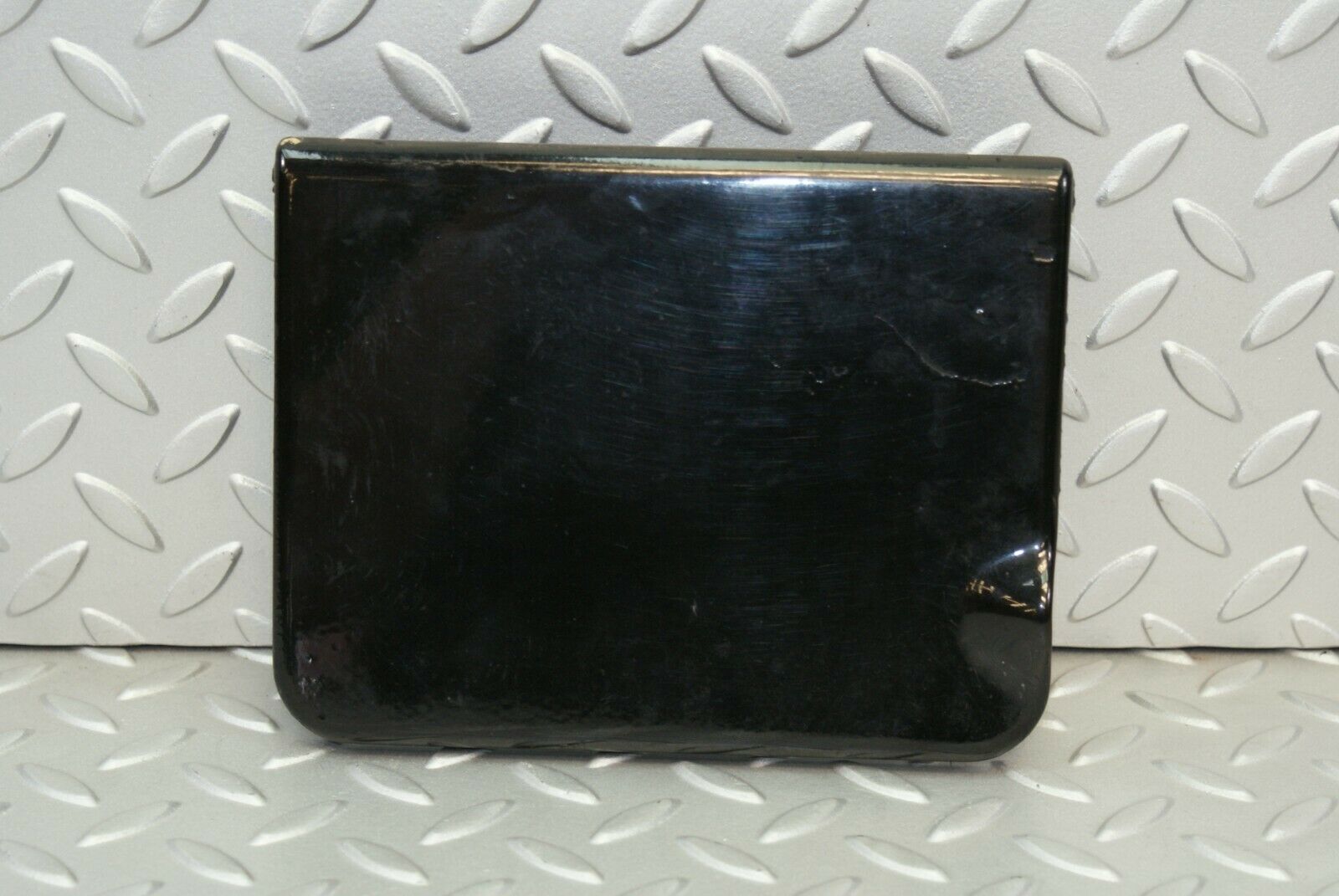 3127 Mercedes-Benz W115 220D Fuel Tank Flap Cap 1145840139