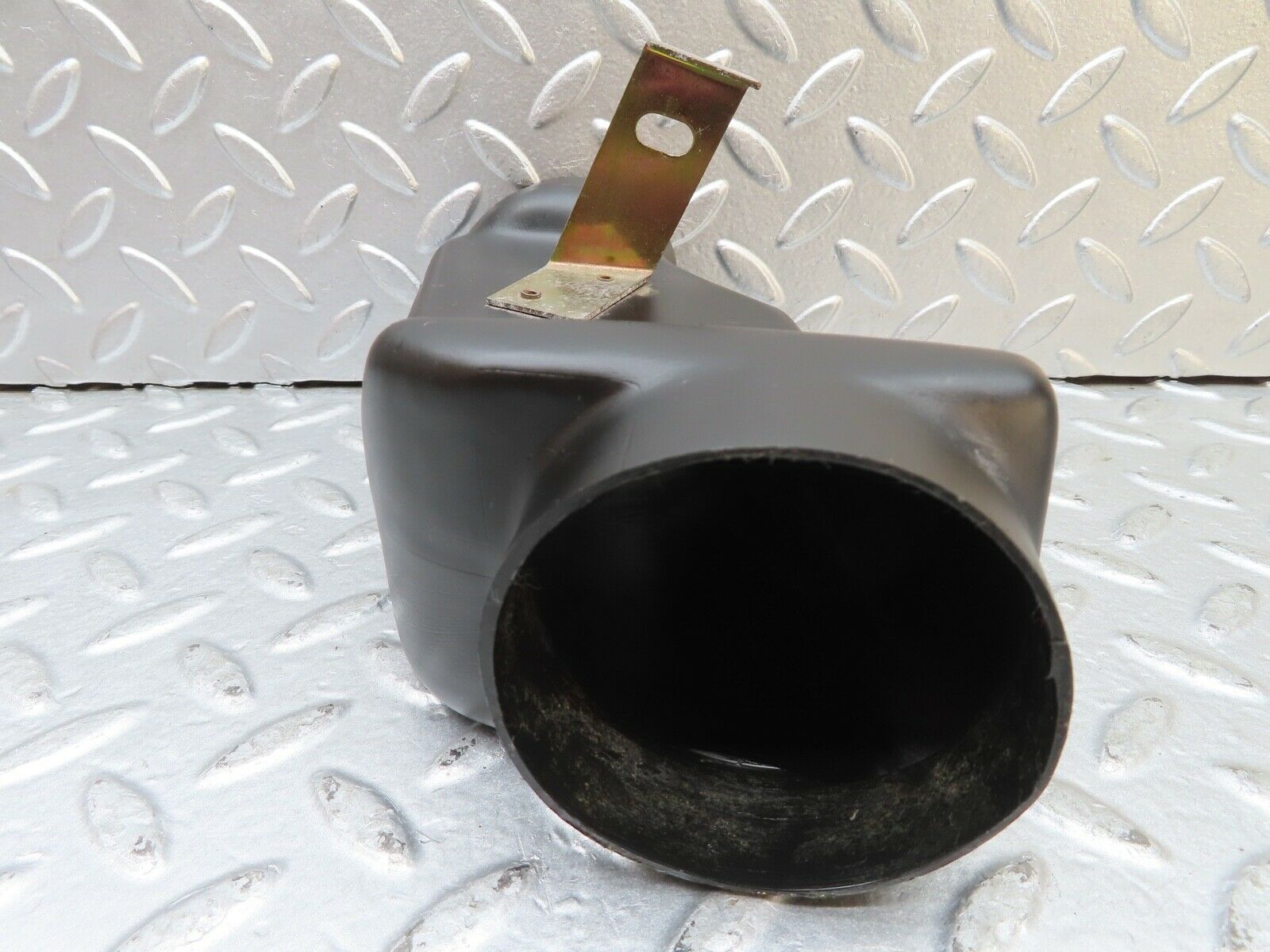 20426 Mercedes-Benz W114 280CE Coupe Heater Air Duct