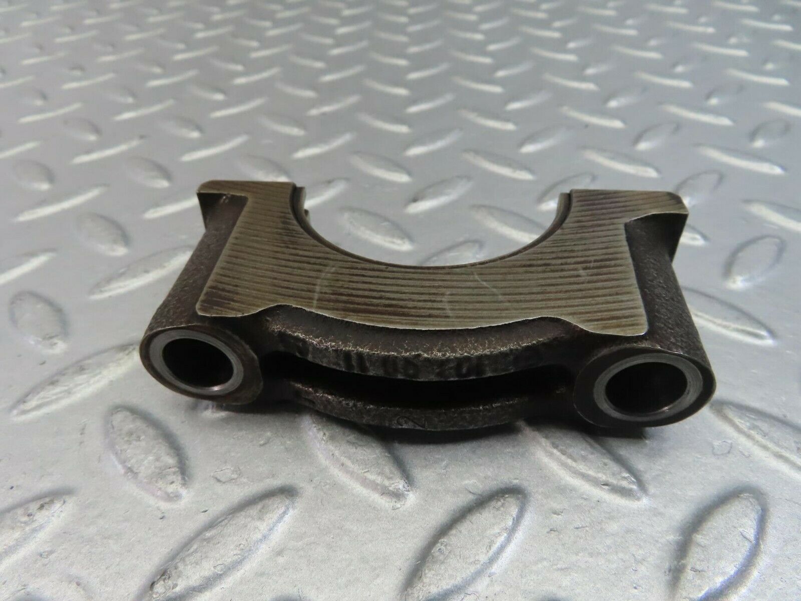 10129 Mercedes-Benz C123 230CE Coupe Crankshaft Bearing Holder Block 1020011