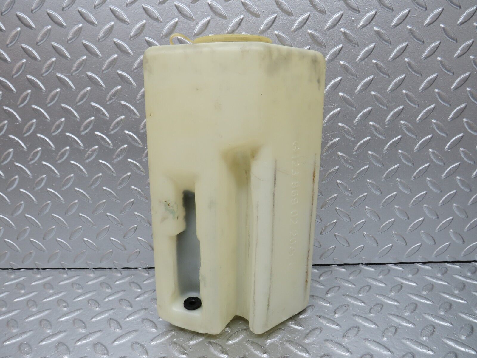 31056 Mercedes-Benz W123 200D Windscreen Washer Fluid Reservoir 1238690720